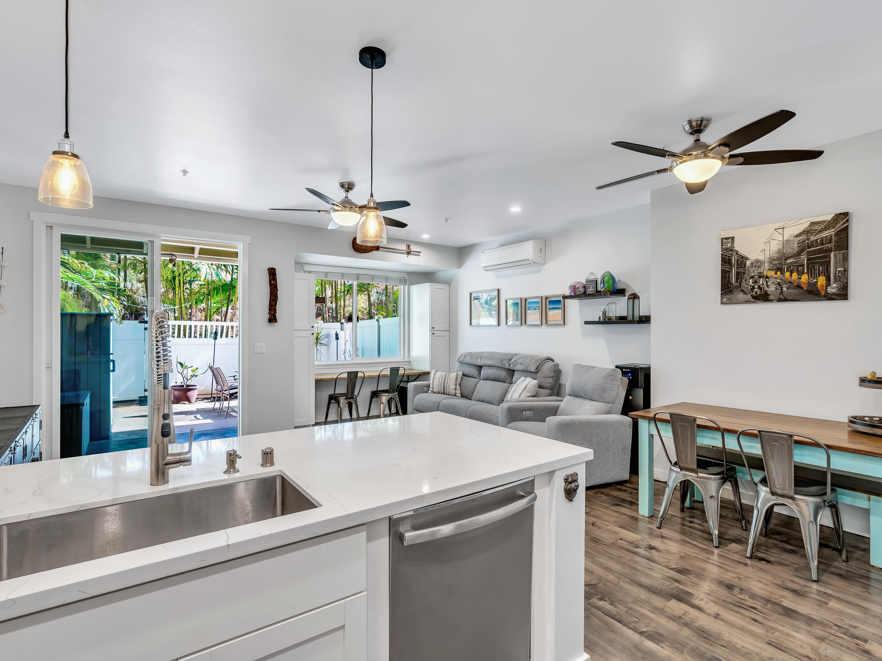 Hoonanea at Lahaina condo # 312, Lahaina, Hawaii - photo 2 of 30