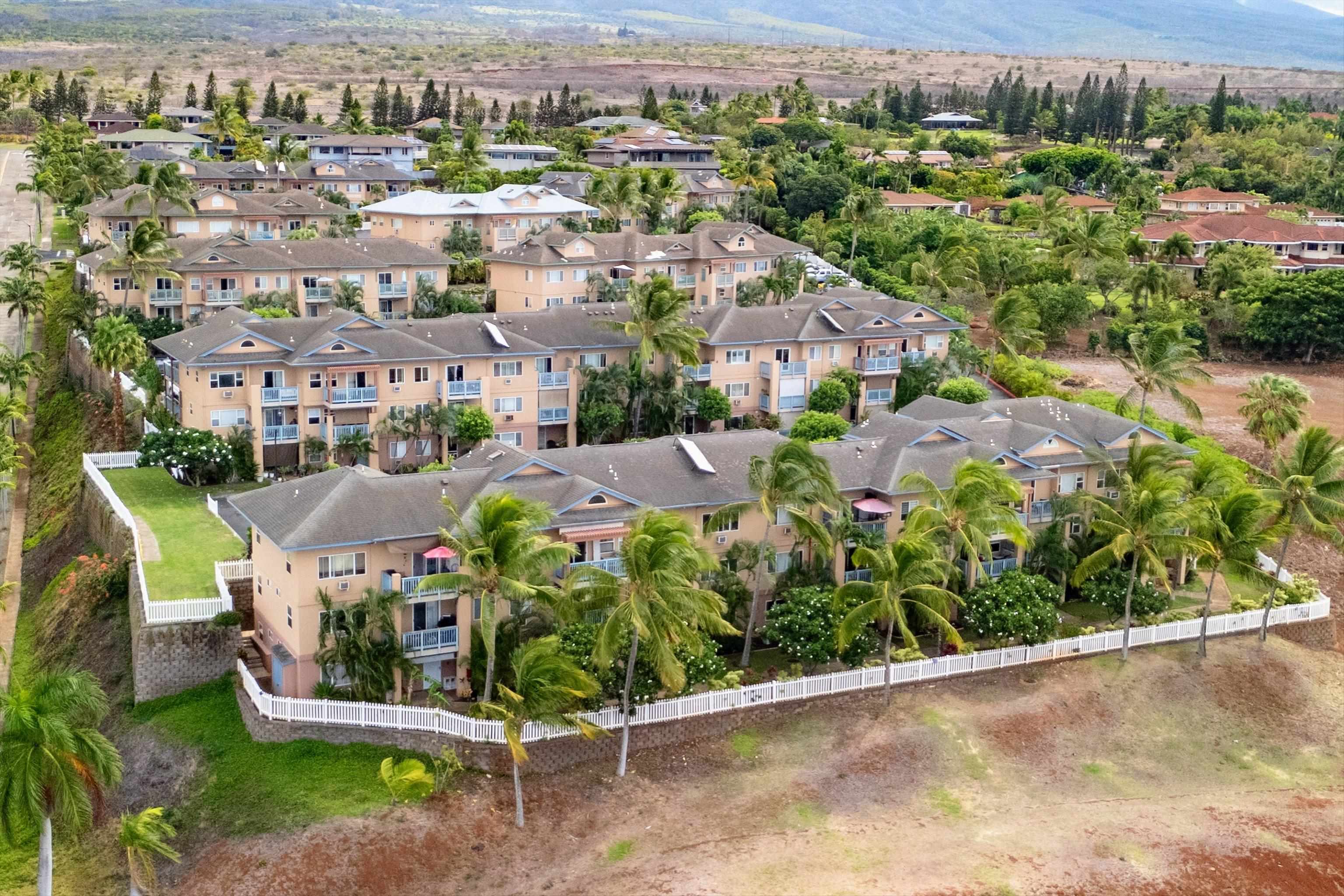 Villas at Kahana Ridge condo # 813, Lahaina, Hawaii - photo 25 of 29