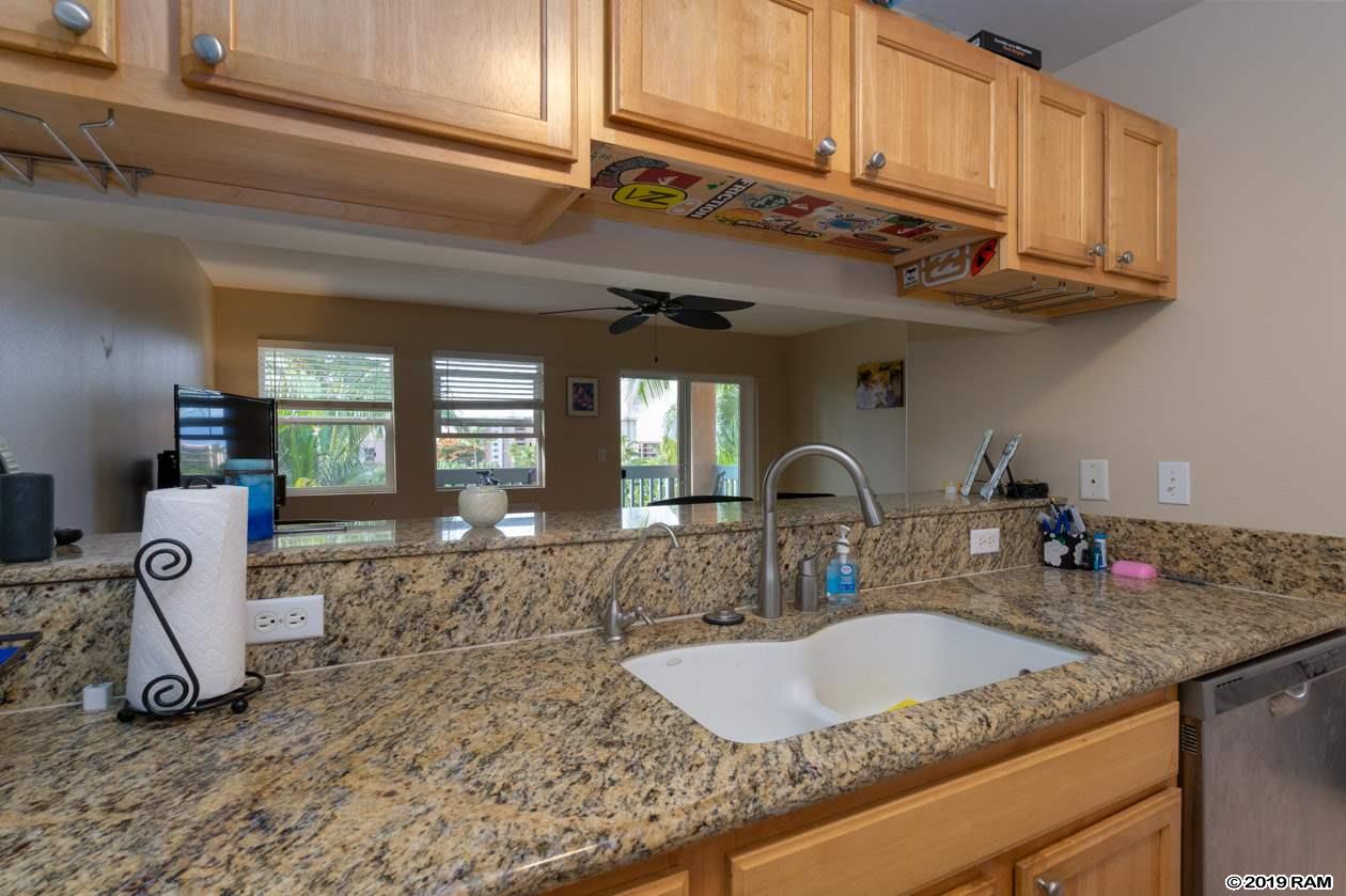 Villas at Kahana Ridge condo # 823, Lahaina, Hawaii - photo 2 of 29