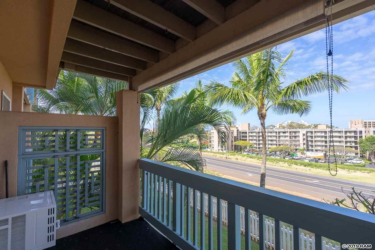 Villas at Kahana Ridge condo # 823, Lahaina, Hawaii - photo 5 of 29