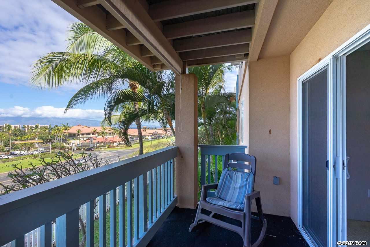 Villas at Kahana Ridge condo # 823, Lahaina, Hawaii - photo 6 of 29