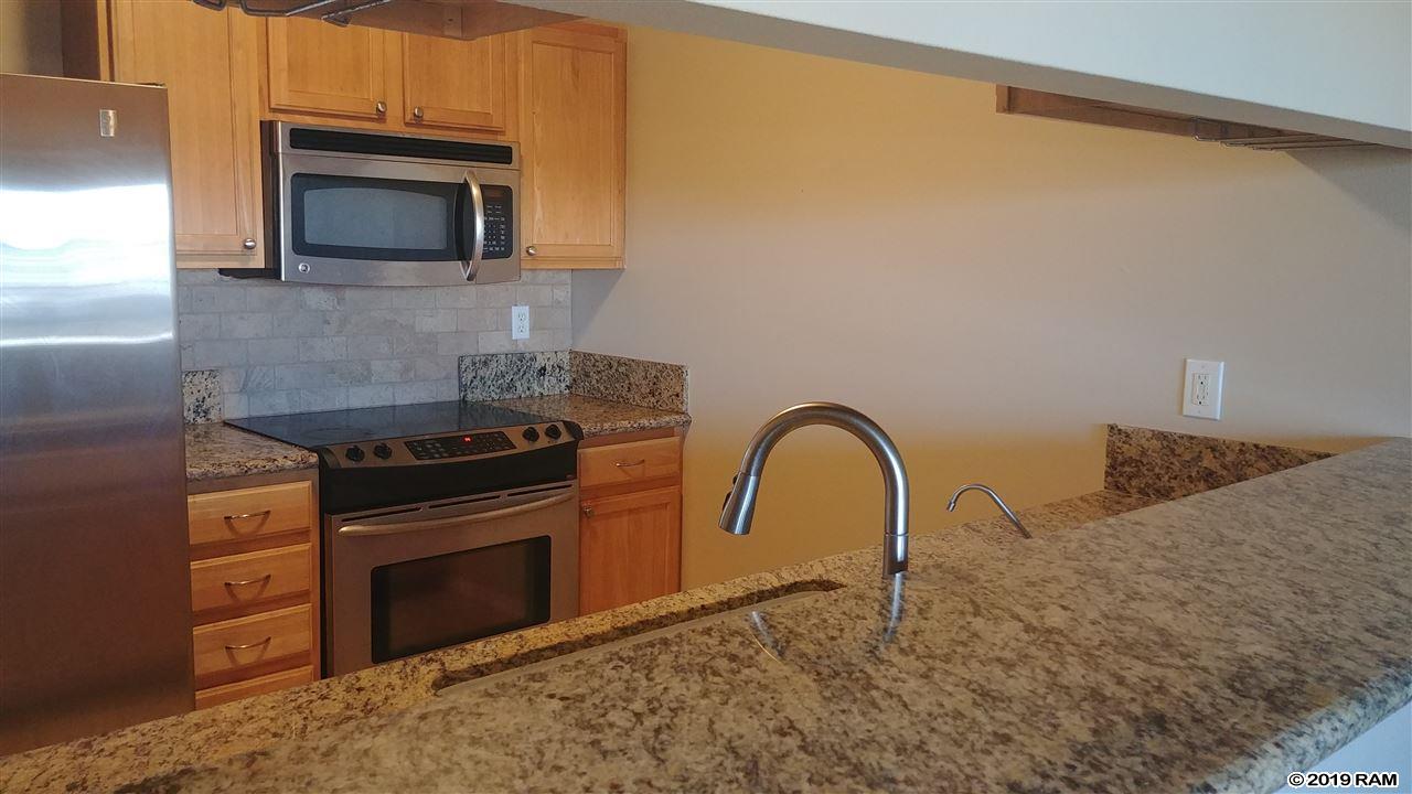 Villas at Kahana Ridge condo # 823, Lahaina, Hawaii - photo 8 of 29