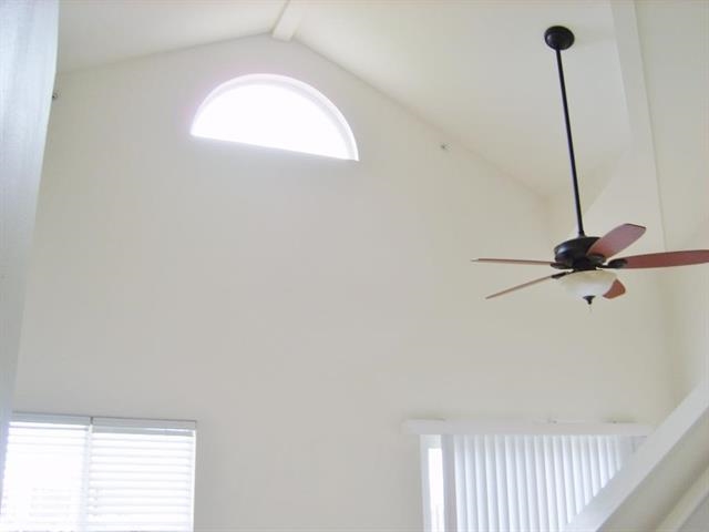 Villas at Kahana Ridge condo # 832, Lahaina, Hawaii - photo 8 of 11