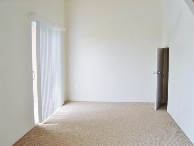 Villas at Kahana Ridge condo # 832, Lahaina, Hawaii - photo 9 of 11