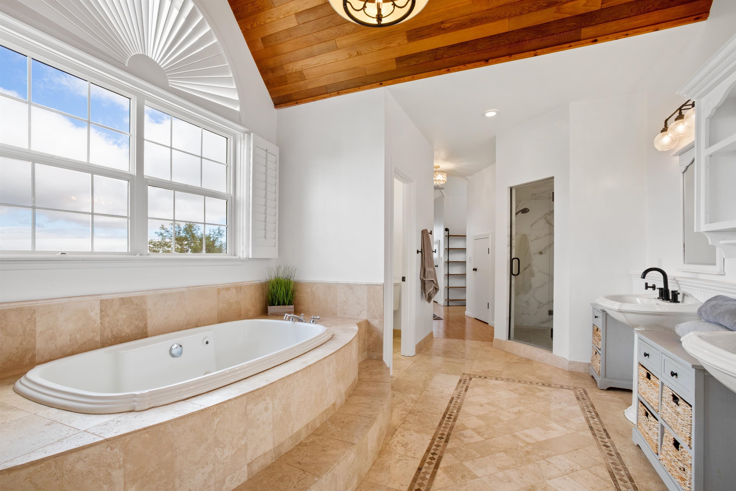 450  Hoopalua Dr Kula 200, Pukalani home - photo 8 of 43