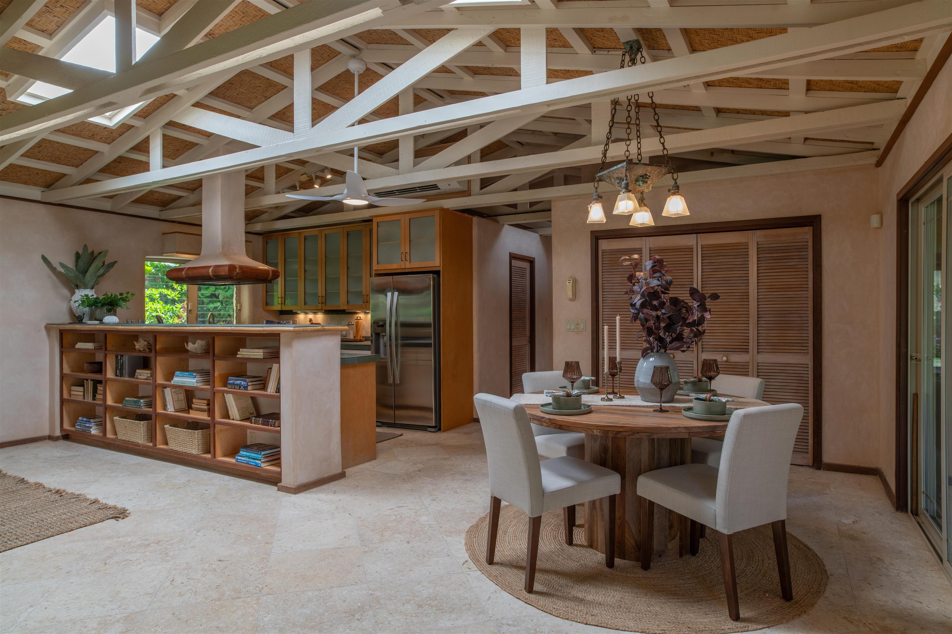 450  Laulea Pl Spreckelsville, Spreckelsville/Paia/Kuau home - photo 4 of 48