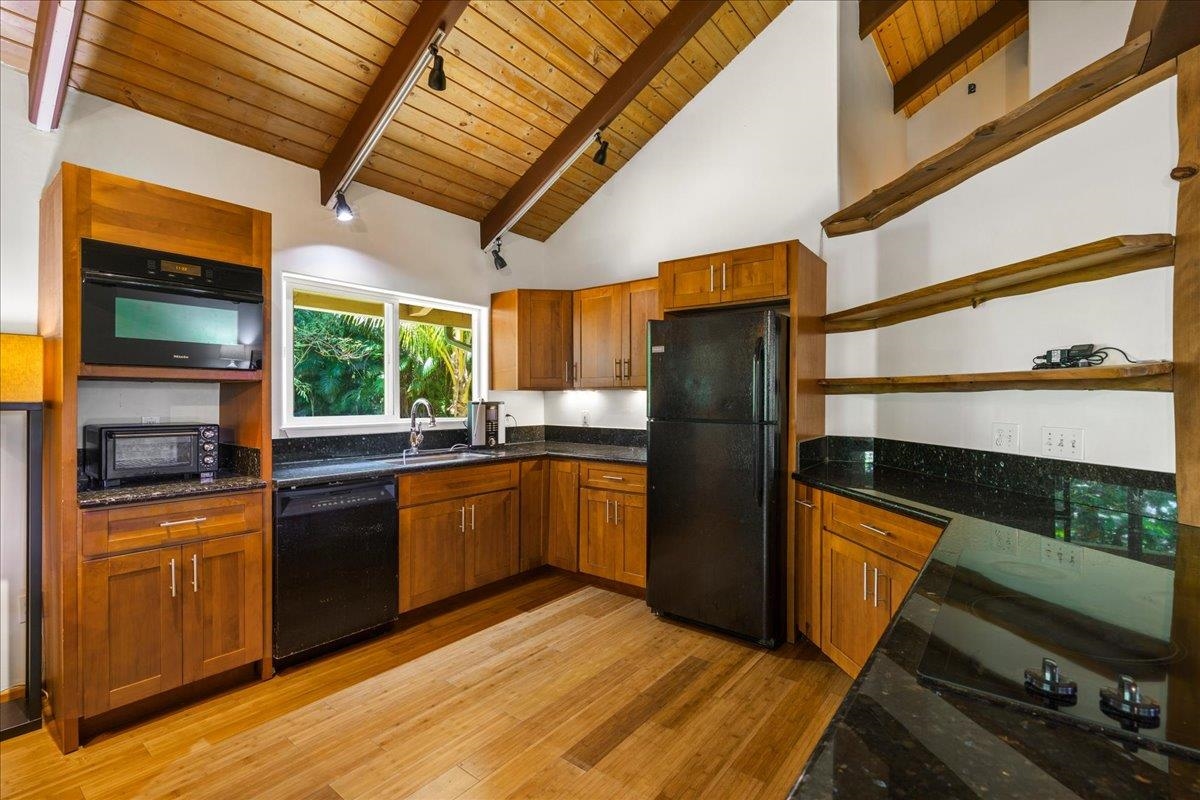 4510  Waha Pl , Haiku home - photo 10 of 36