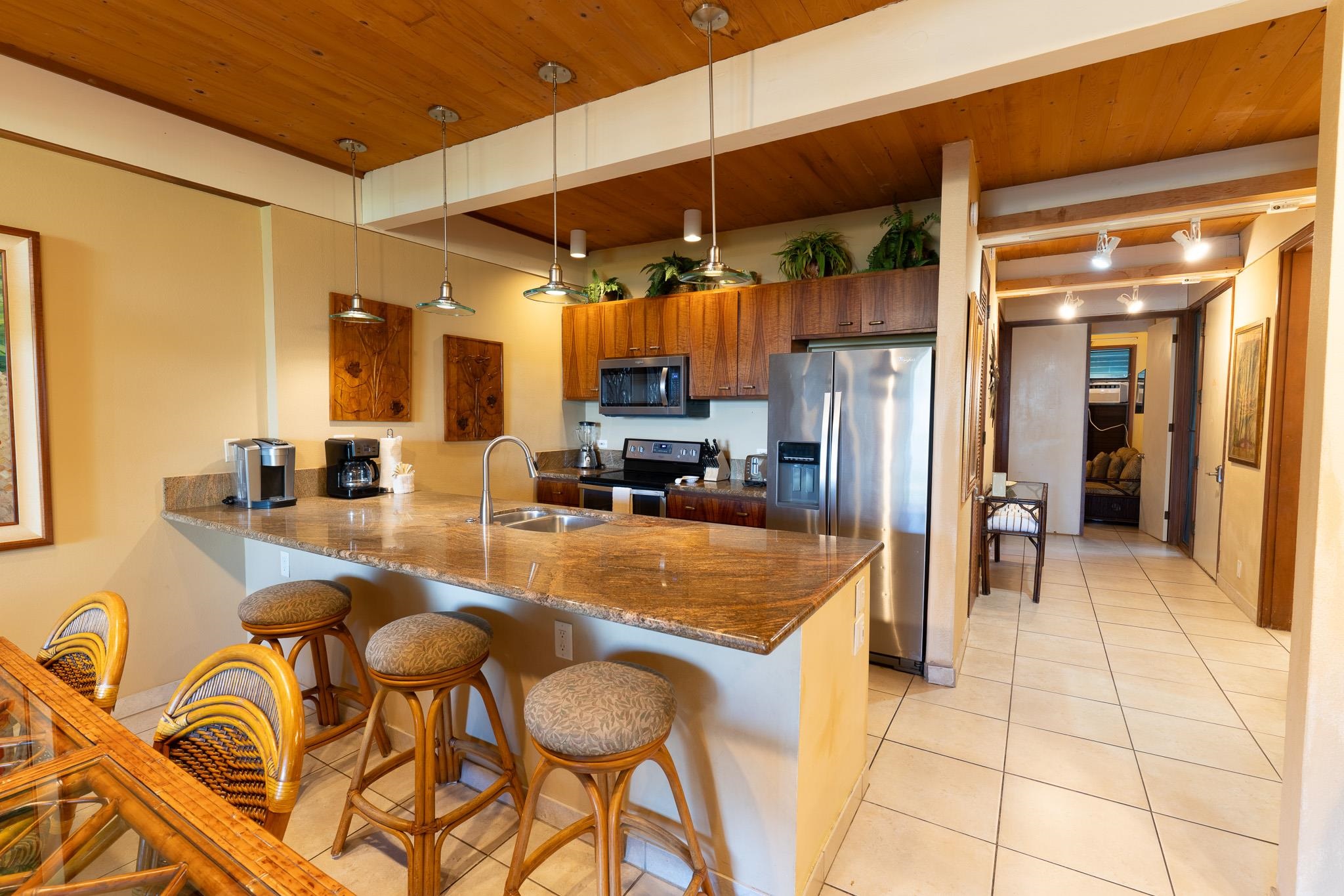 Kahana Outrigger condo # 1A1, Lahaina, Hawaii - photo 10 of 48