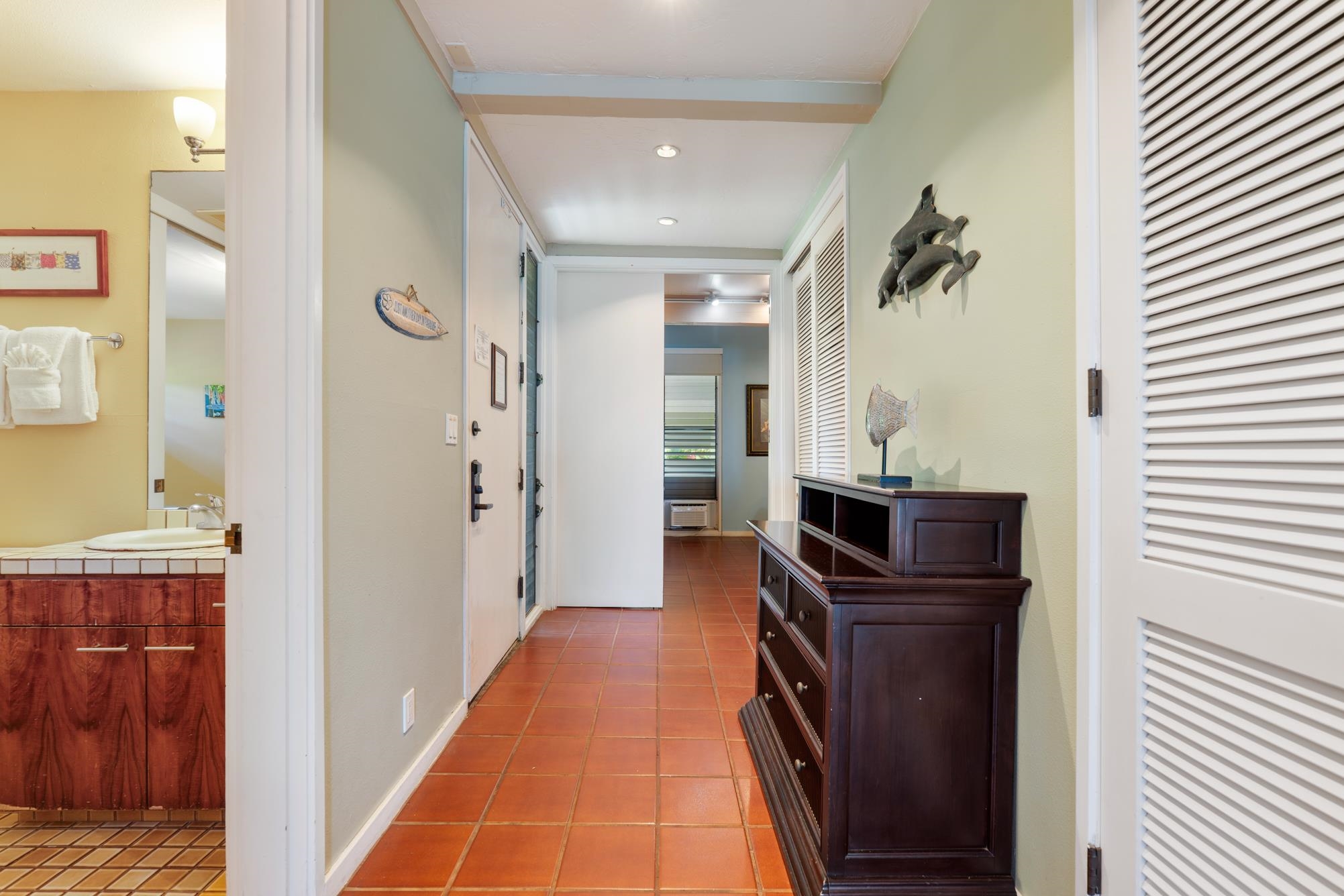 Kahana Outrigger condo # 2A2, Lahaina, Hawaii - photo 18 of 46