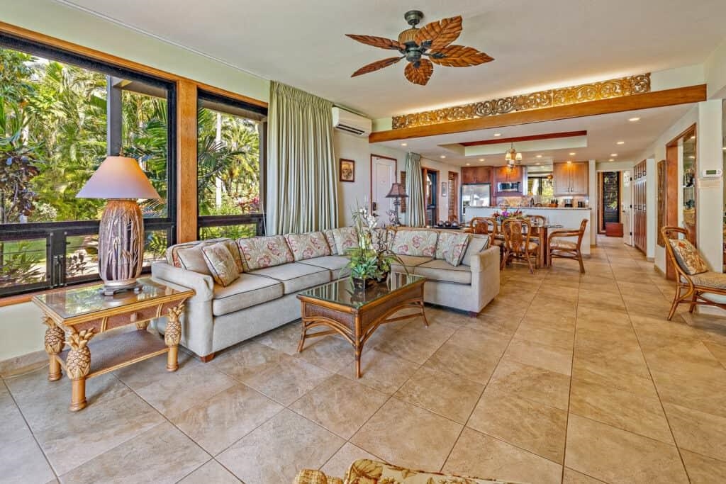 Kahana Village condo # 18 (3B1), Lahaina, Hawaii - photo 4 of 32