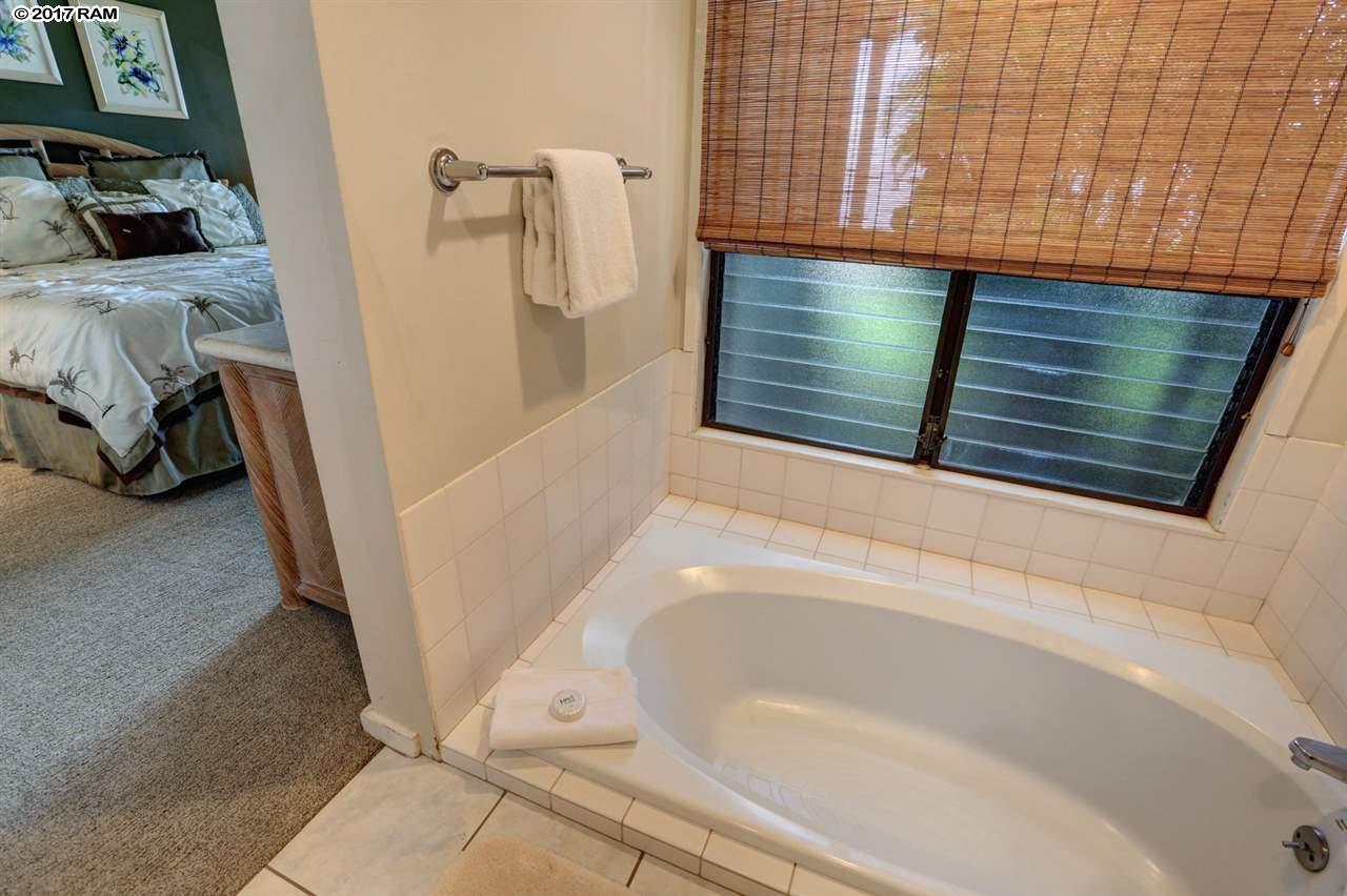 Kahana Village condo # 37 (7A1), Lahaina, Hawaii - photo 19 of 30