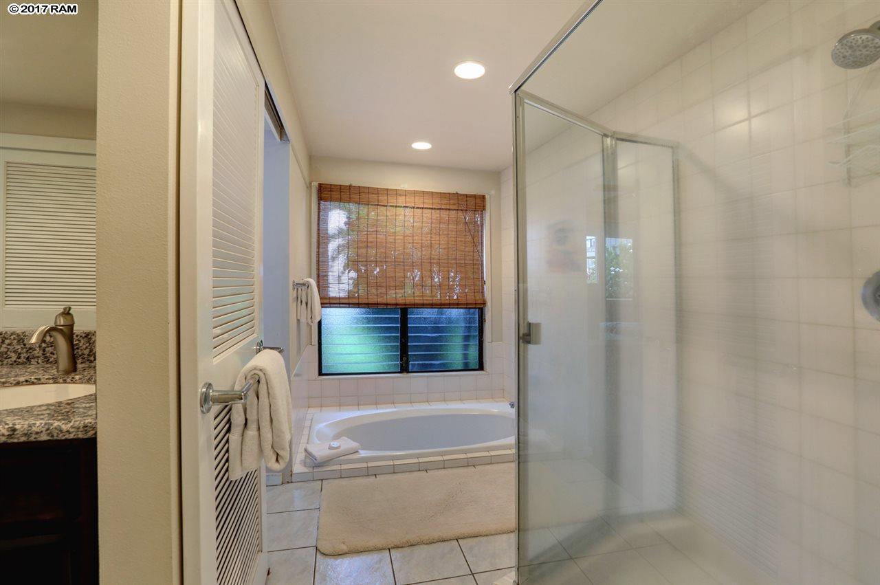 Kahana Village condo # 37 (7A1), Lahaina, Hawaii - photo 20 of 30
