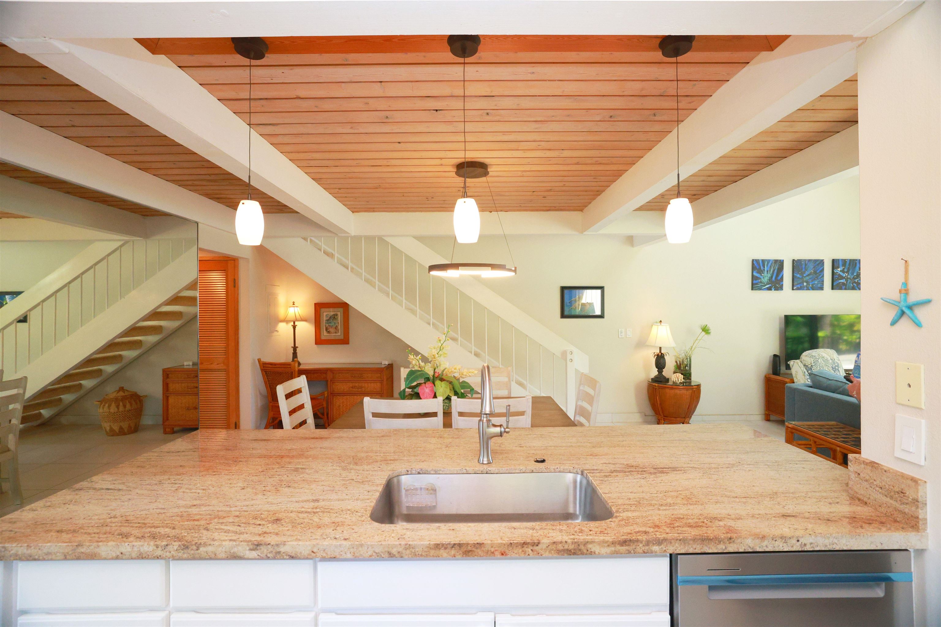 Kahana Village condo # 3B2 17, Lahaina, Hawaii - photo 12 of 45