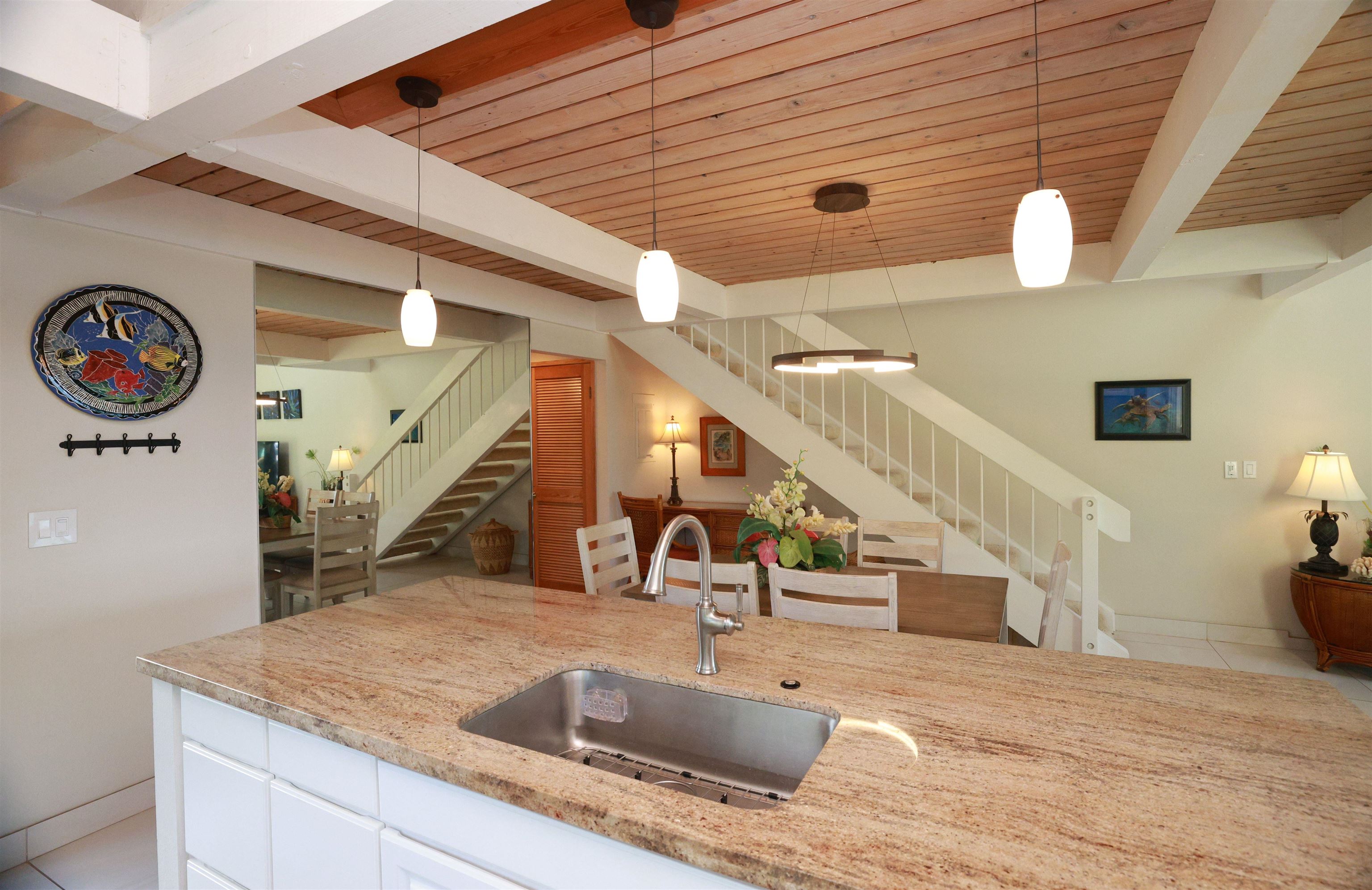 Kahana Village condo # 3B2 17, Lahaina, Hawaii - photo 13 of 45