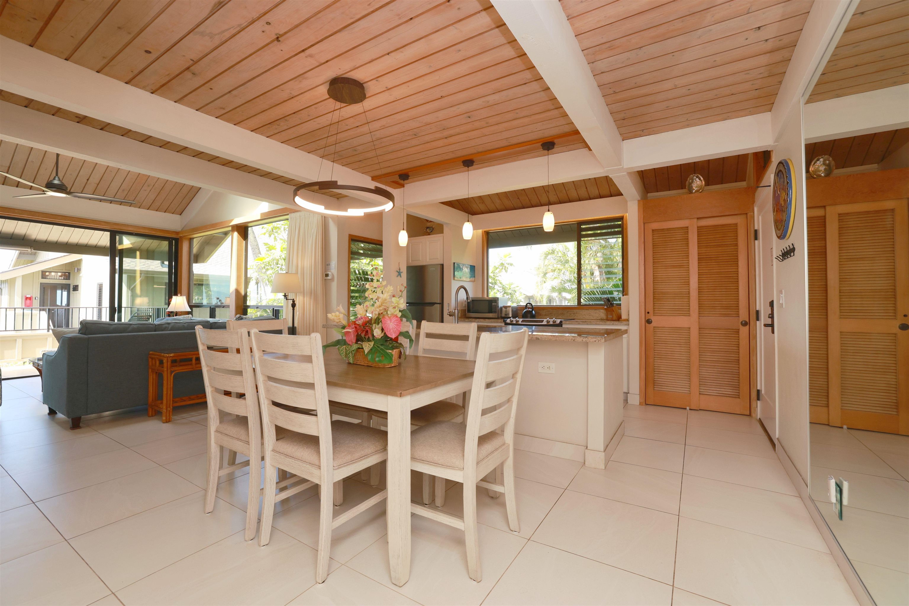 Kahana Village condo # 3B2 17, Lahaina, Hawaii - photo 17 of 45