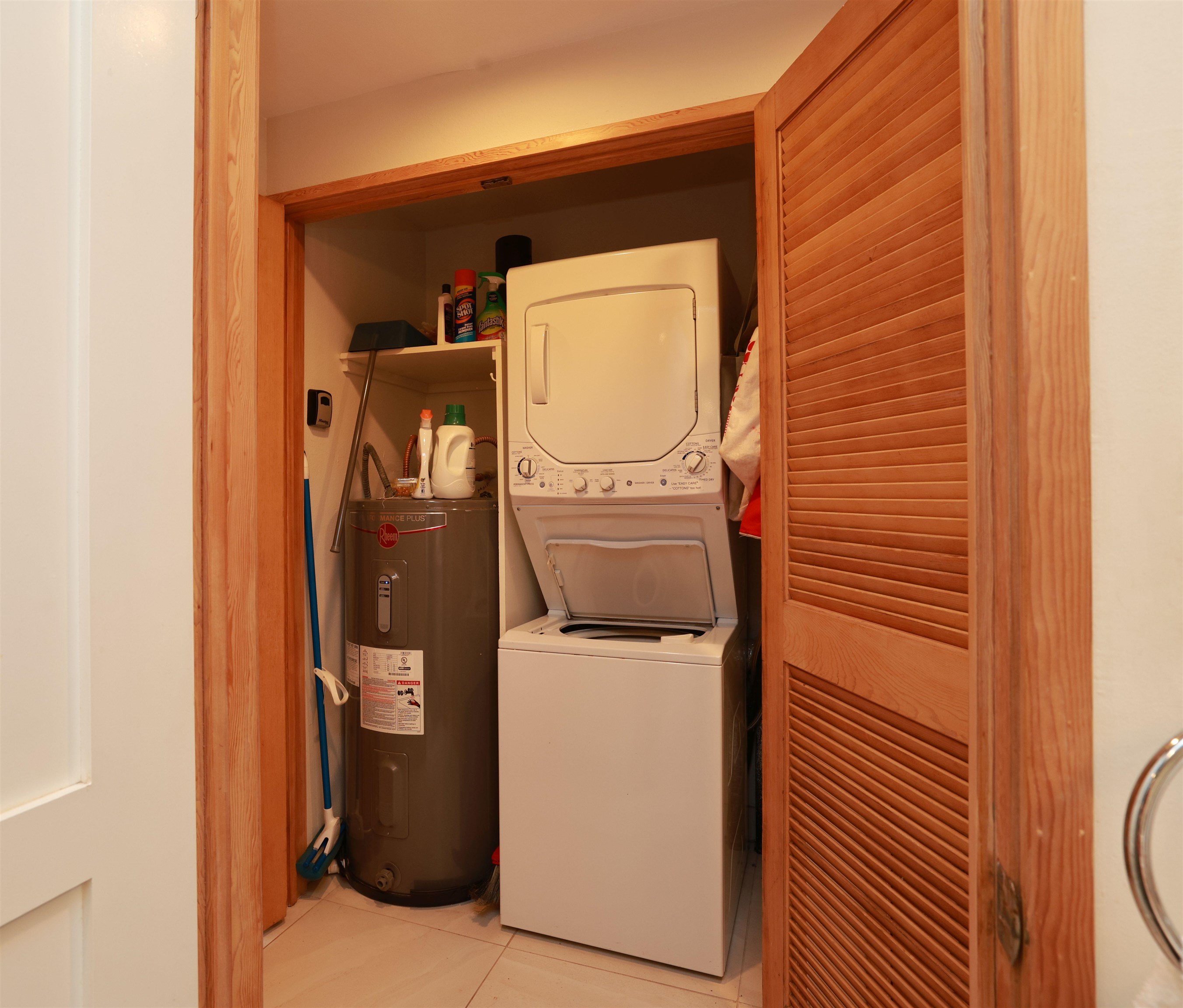 Kahana Village condo # 3B2 17, Lahaina, Hawaii - photo 33 of 45