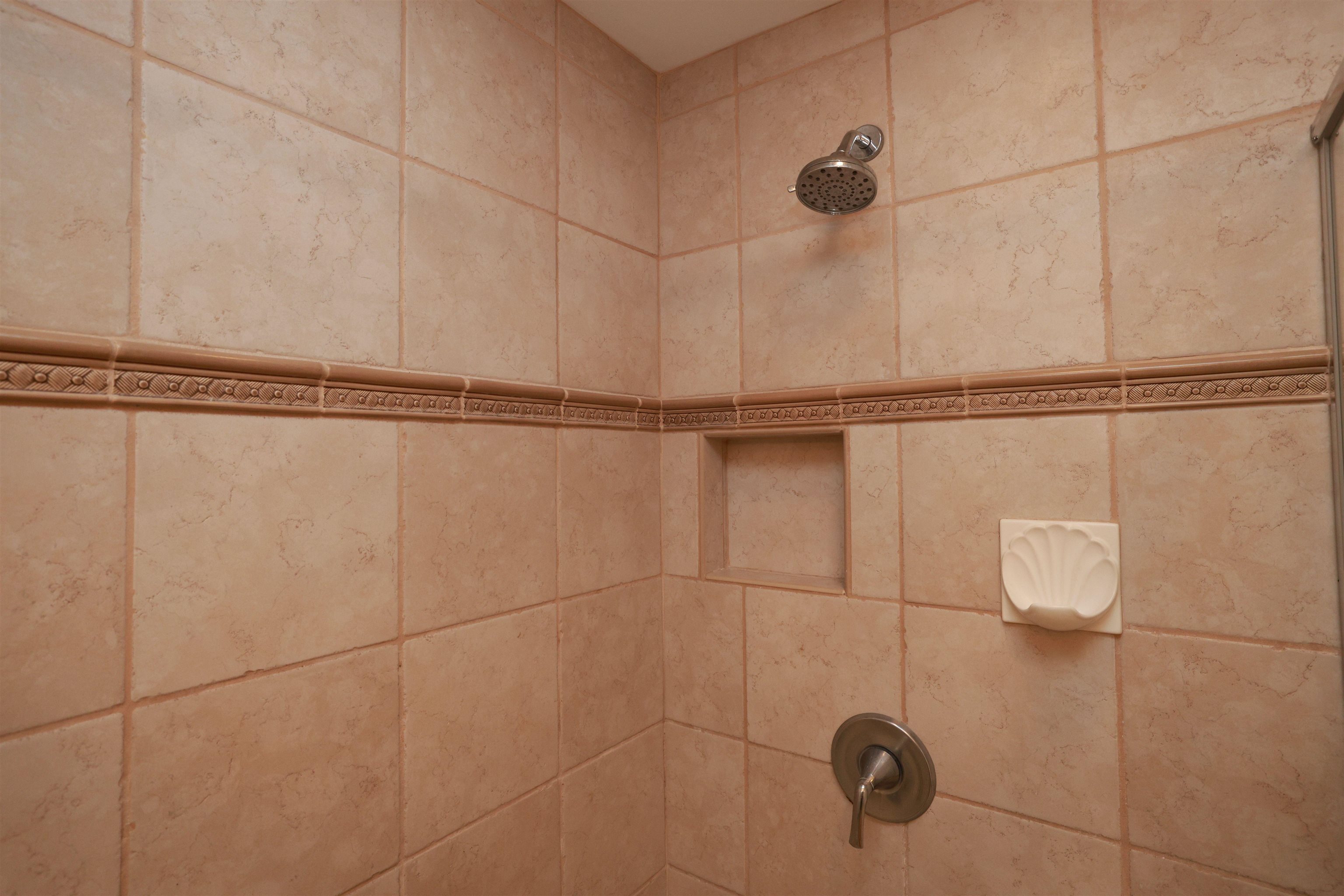 Kahana Village condo # 3B2 17, Lahaina, Hawaii - photo 38 of 45