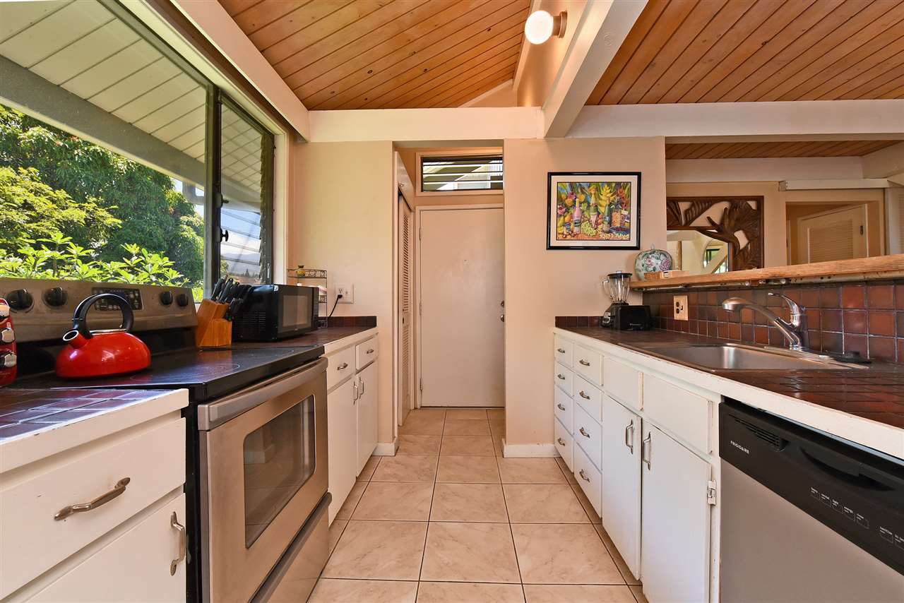 Kahana Village condo # 41, Lahaina, Hawaii - photo 21 of 30