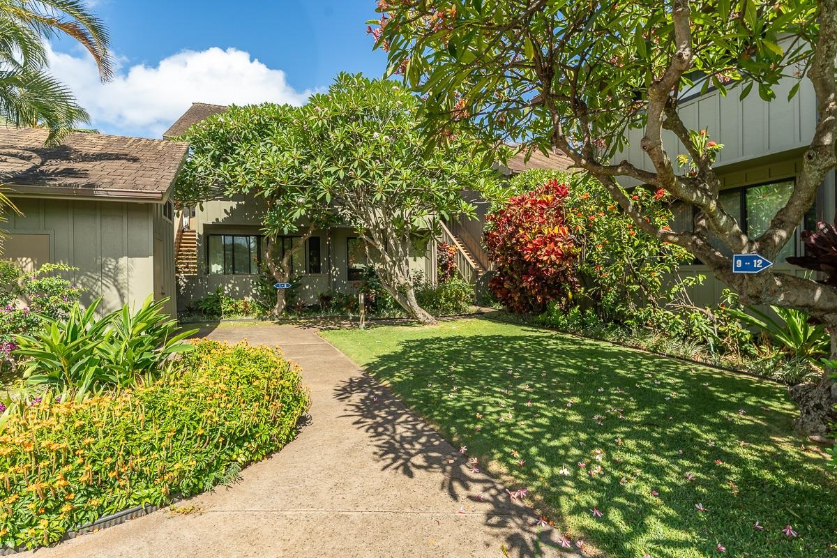 Kahana Village condo # 4 (1B3), Lahaina, Hawaii - photo 39 of 47