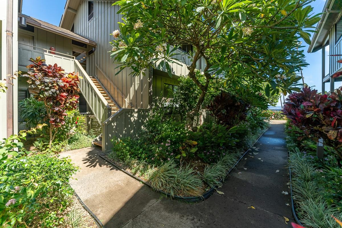 Kahana Village condo # 4 (1B3), Lahaina, Hawaii - photo 40 of 47