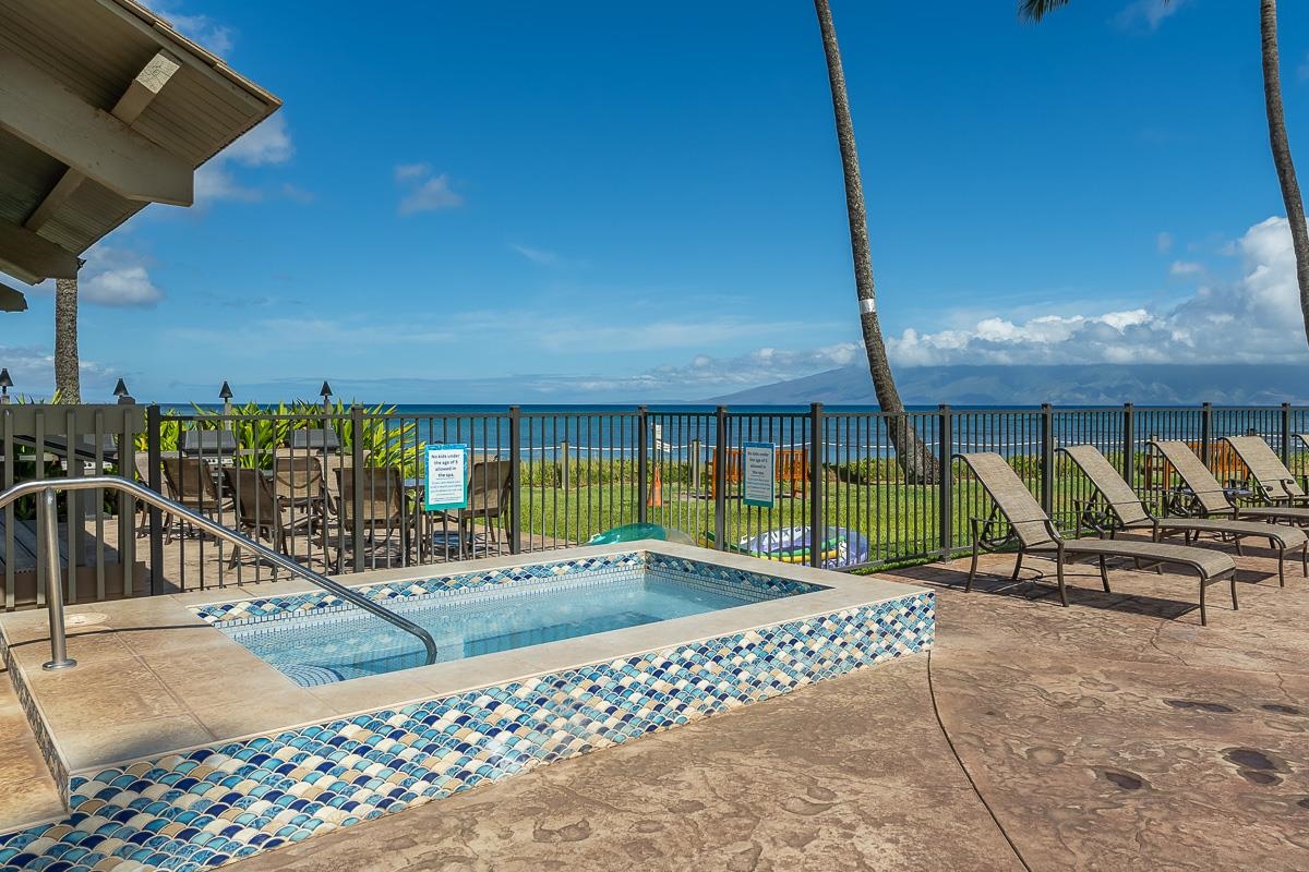 Kahana Village condo # 4 (1B3), Lahaina, Hawaii - photo 41 of 47