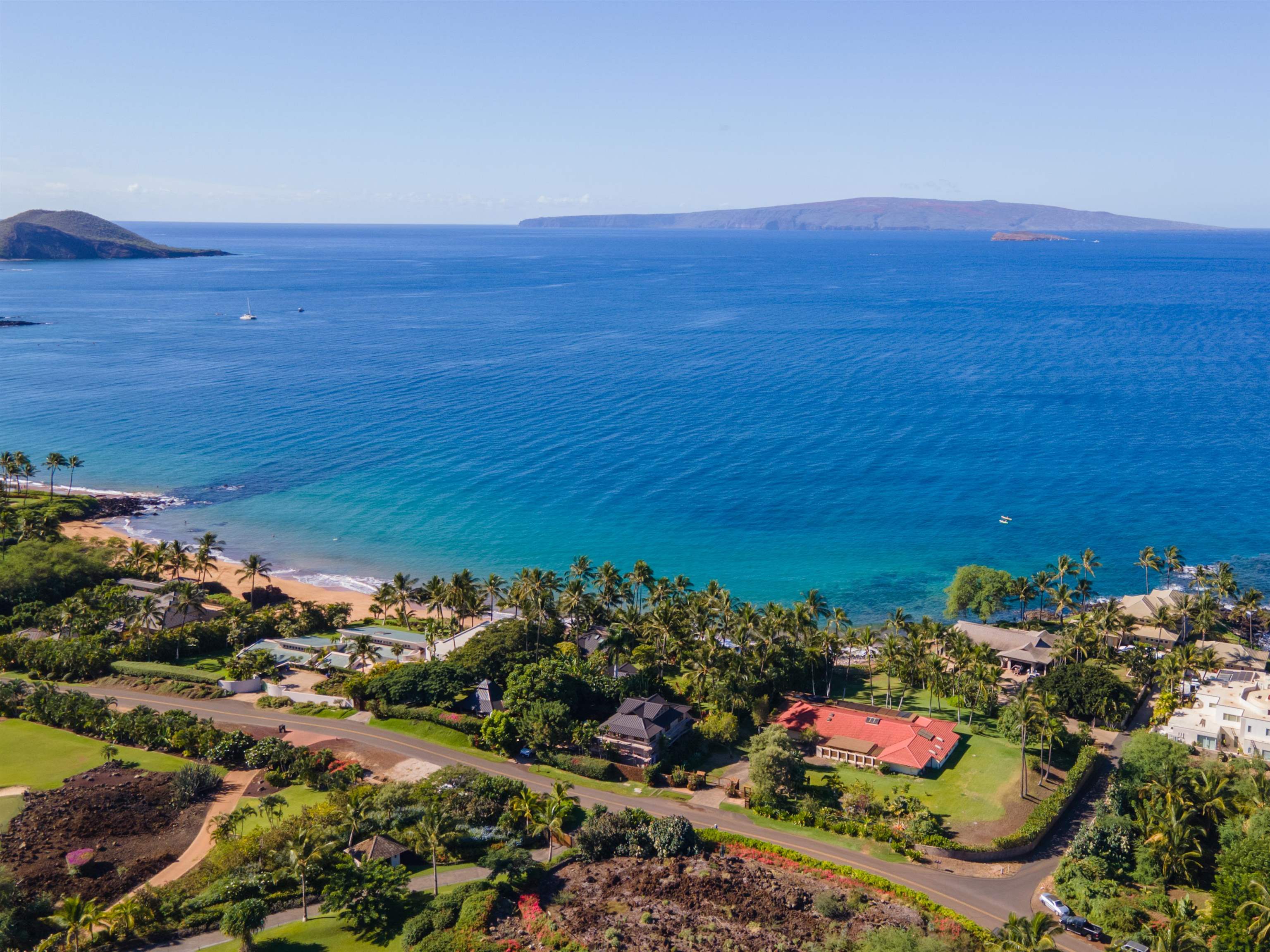 4584  Makena Rd , Wailea/Makena home - photo 2 of 30