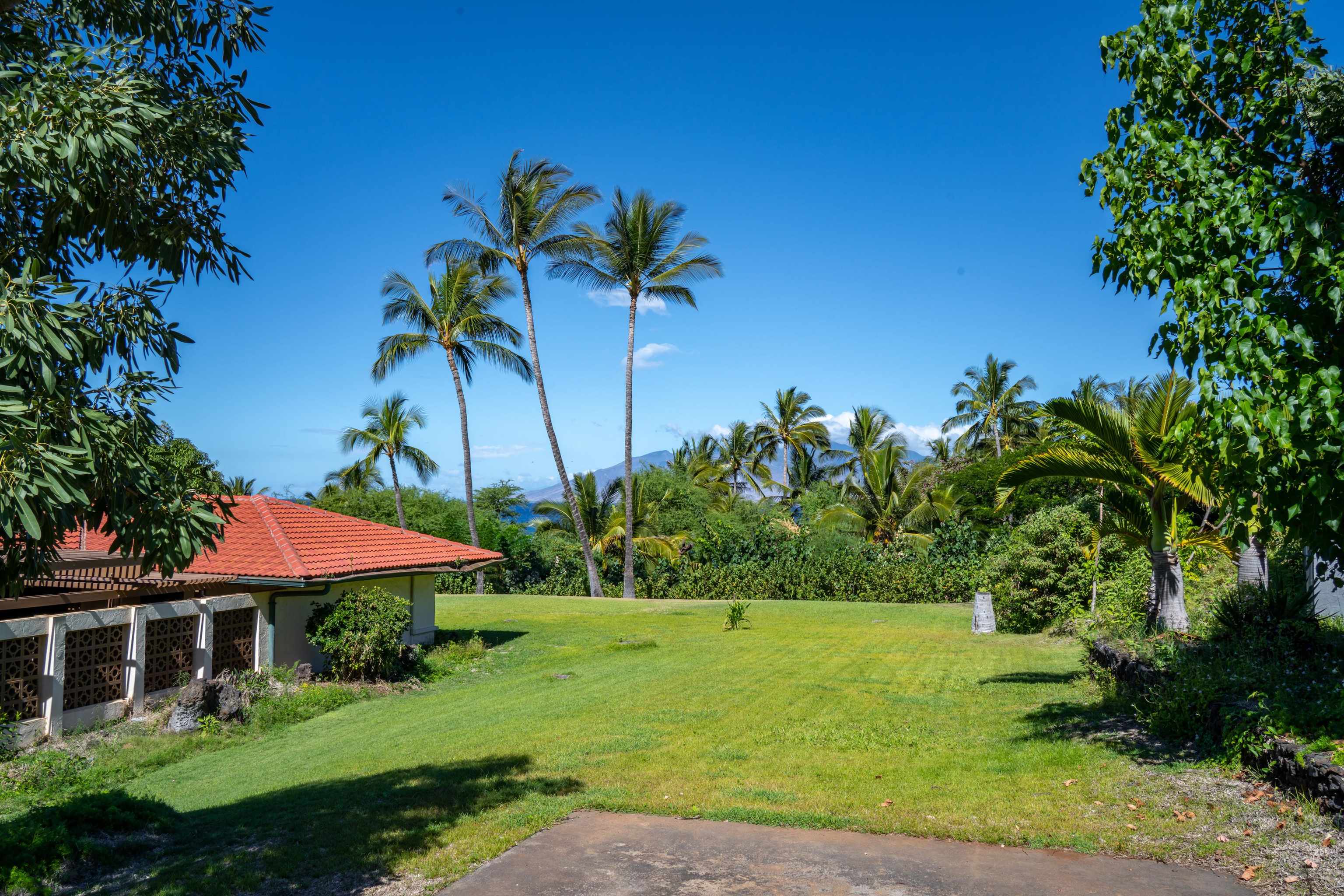 4584  Makena Rd , Wailea/Makena home - photo 14 of 30