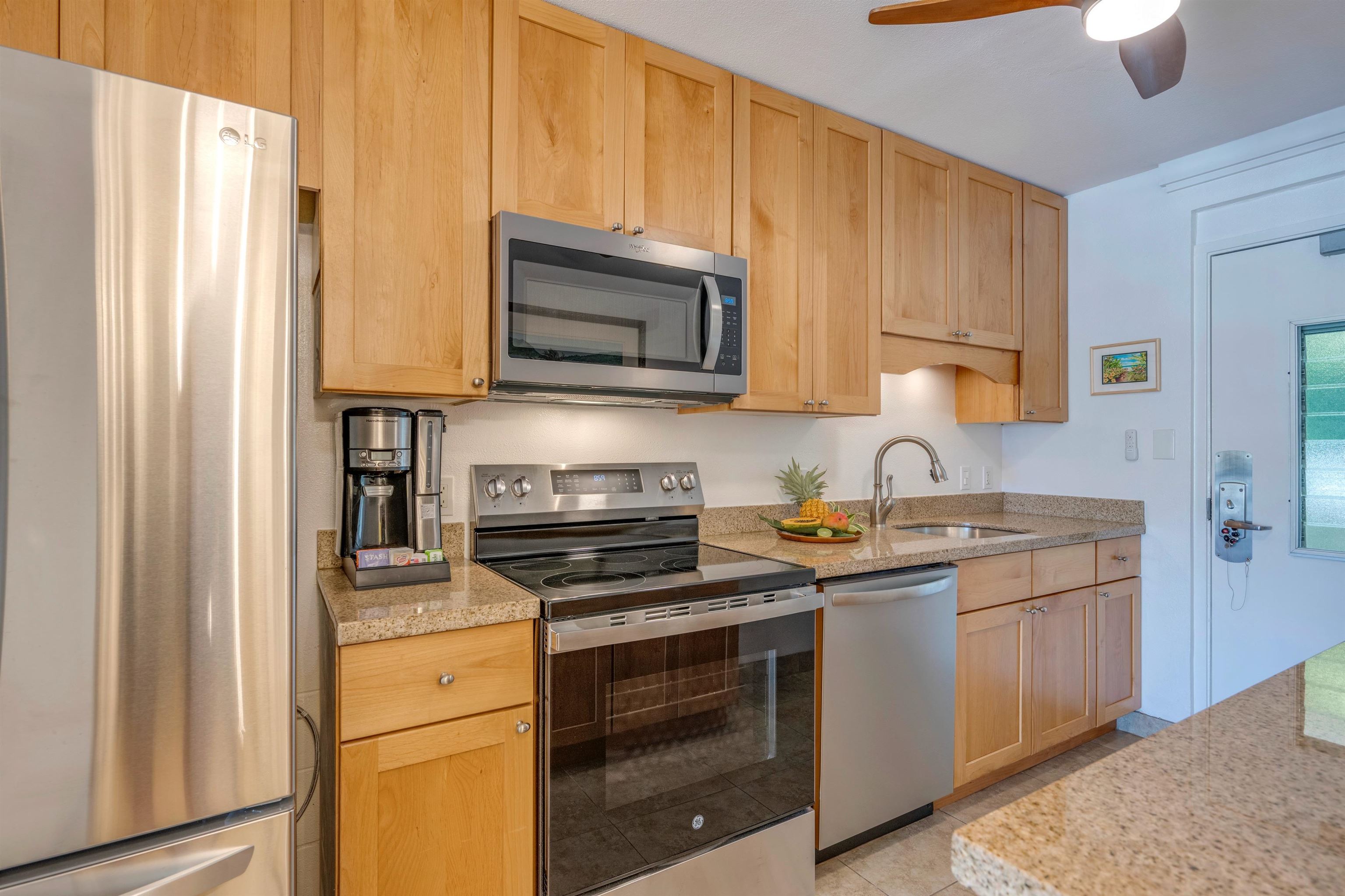 Napili Sunset condo # 206- Keola, Lahaina, Hawaii - photo 7 of 48