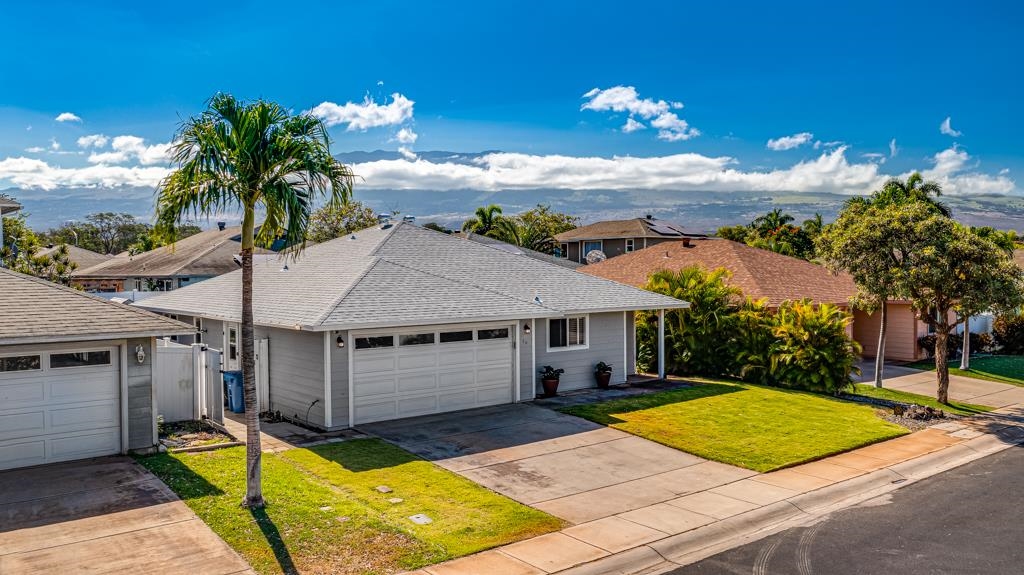 46  Noolu St Piilani Villages Ii, Kihei home - photo 2 of 34