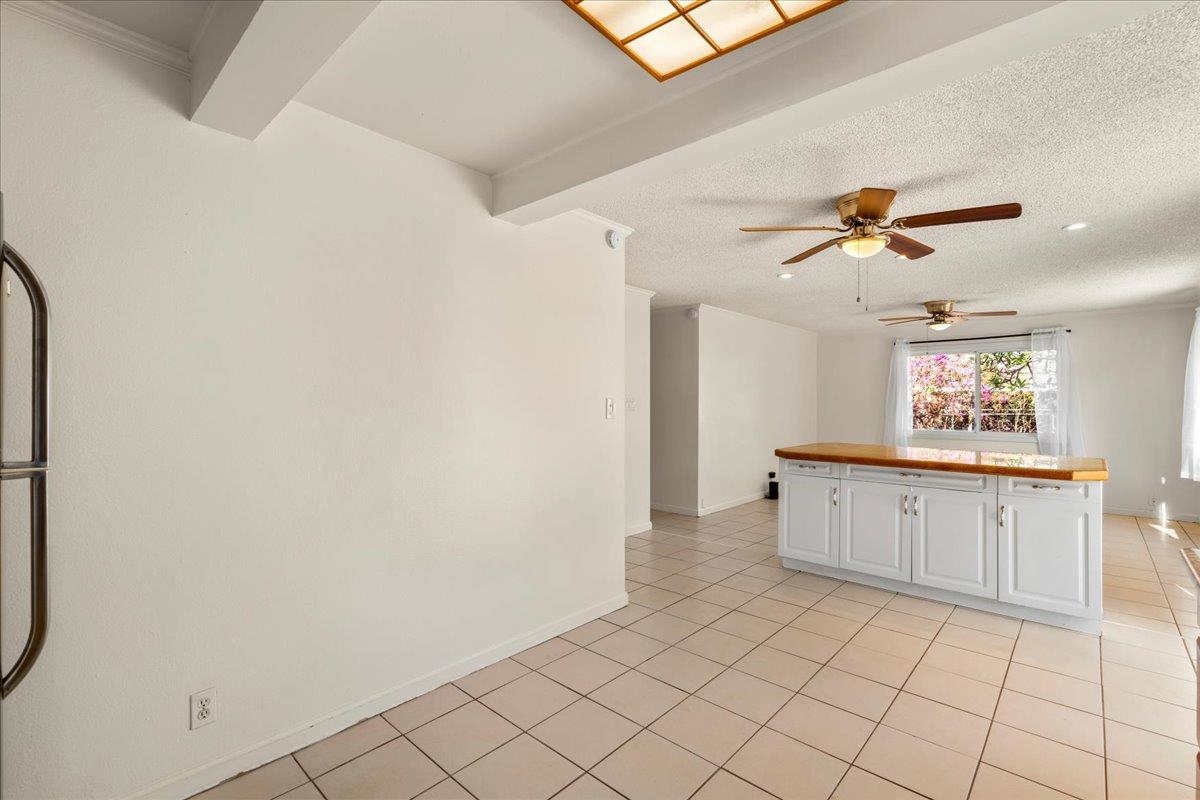 460  Kinaole Cir , Kihei home - photo 17 of 42