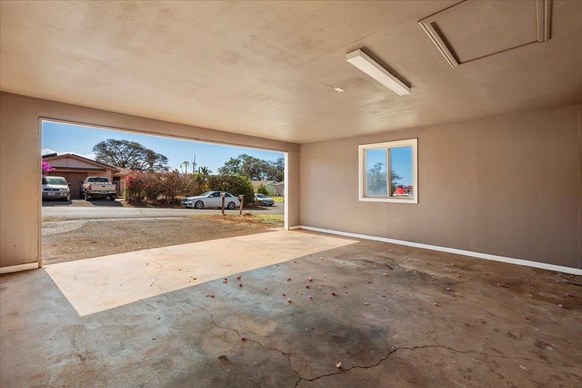 460  Kinaole Cir , Kihei home - photo 18 of 42