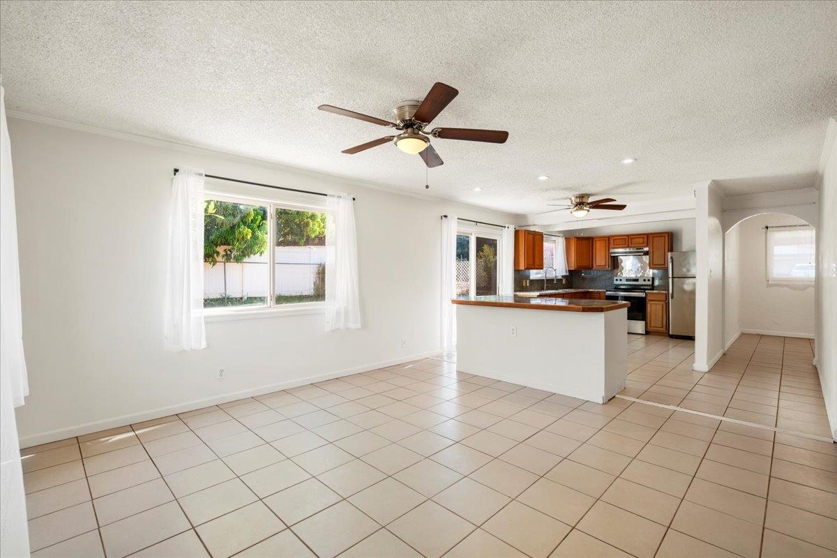 460  Kinaole Cir , Kihei home - photo 22 of 42