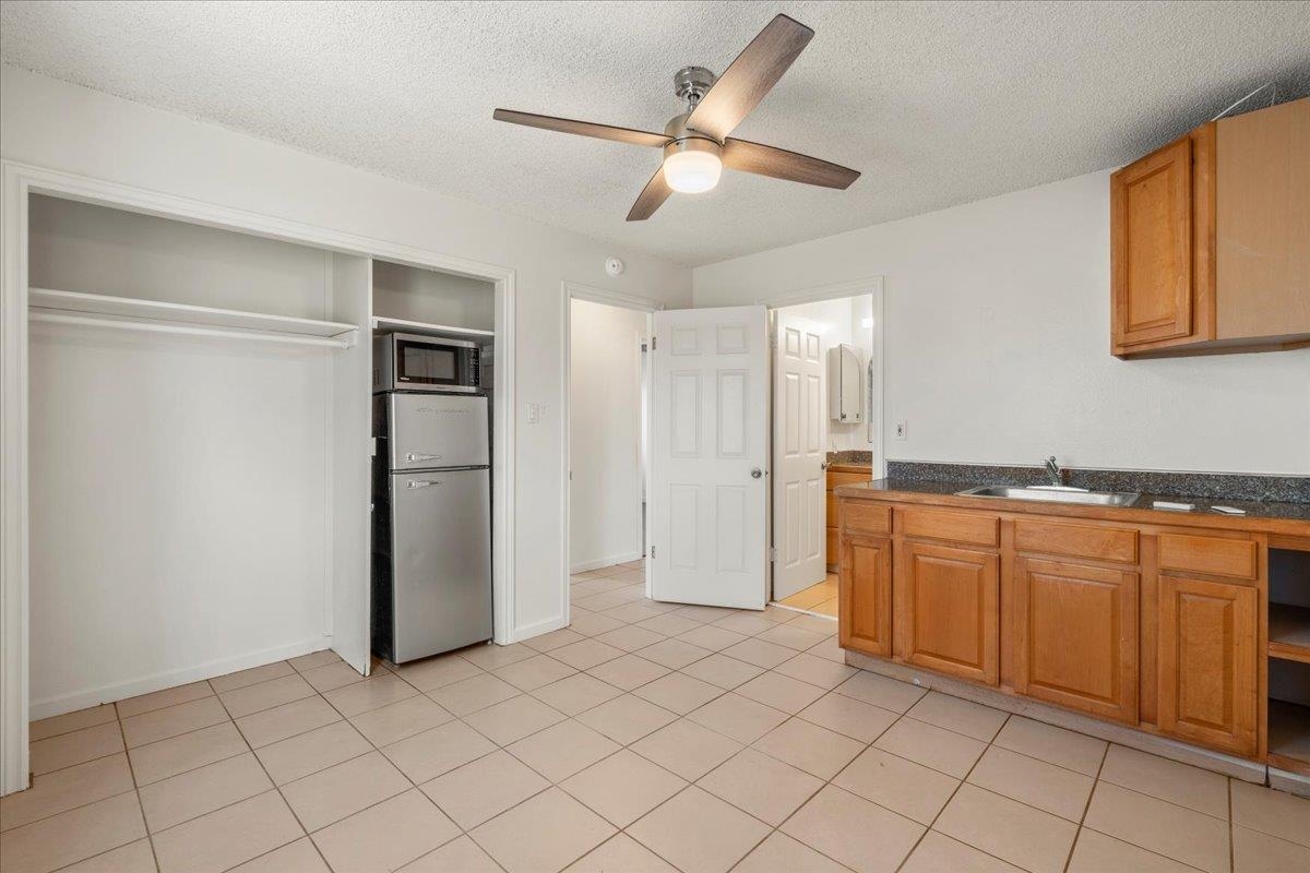 460  Kinaole Cir , Kihei home - photo 27 of 42