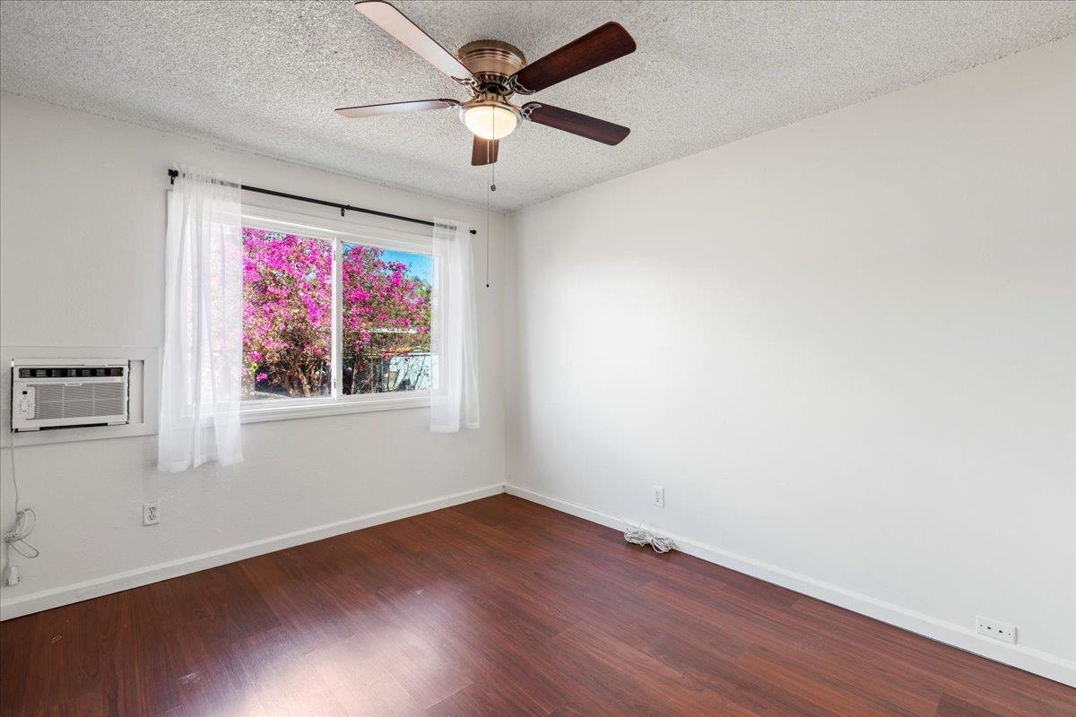 460  Kinaole Cir , Kihei home - photo 8 of 42