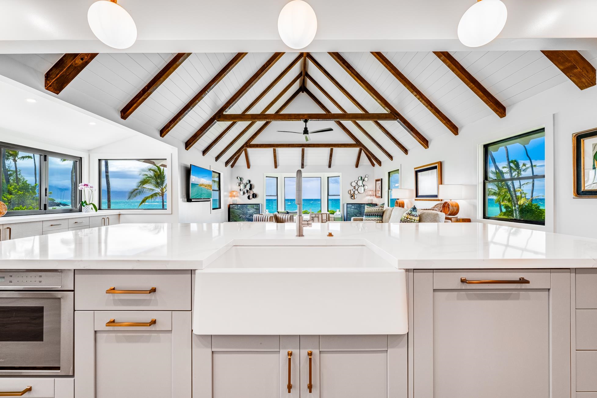 461  Laulea Pl , Spreckelsville/Paia/Kuau home - photo 6 of 34