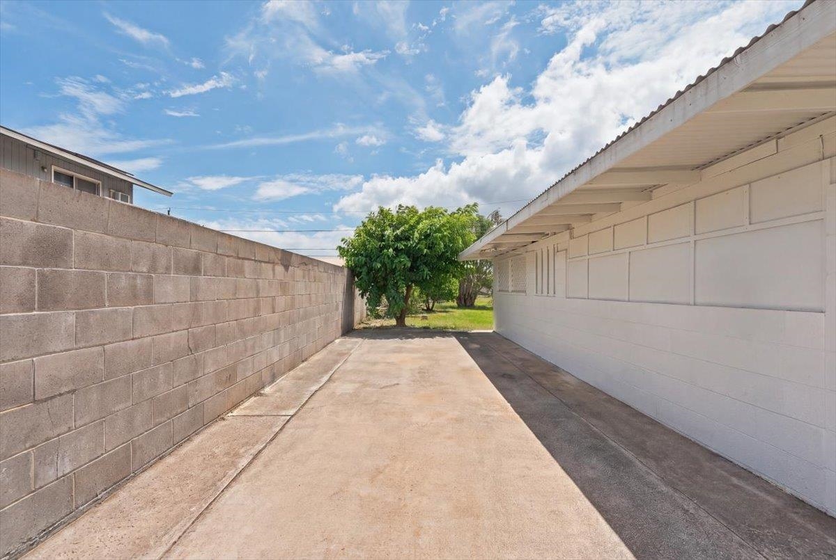 461  Lono Ave , Kahului home - photo 17 of 21