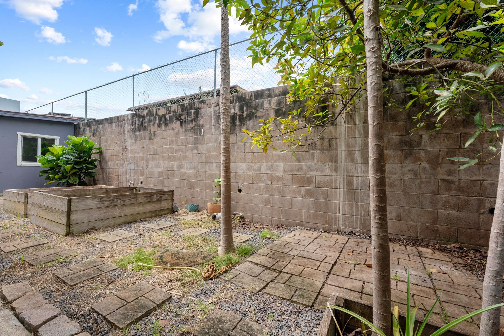 461-465  Palani Pl Old Wailuku, Wailuku home - photo 30 of 50