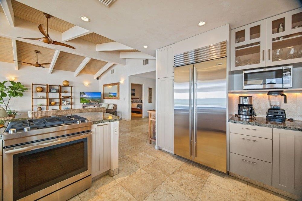 465 & 467  Hana Hwy Kuau, Spreckelsville/Paia/Kuau home - photo 17 of 50