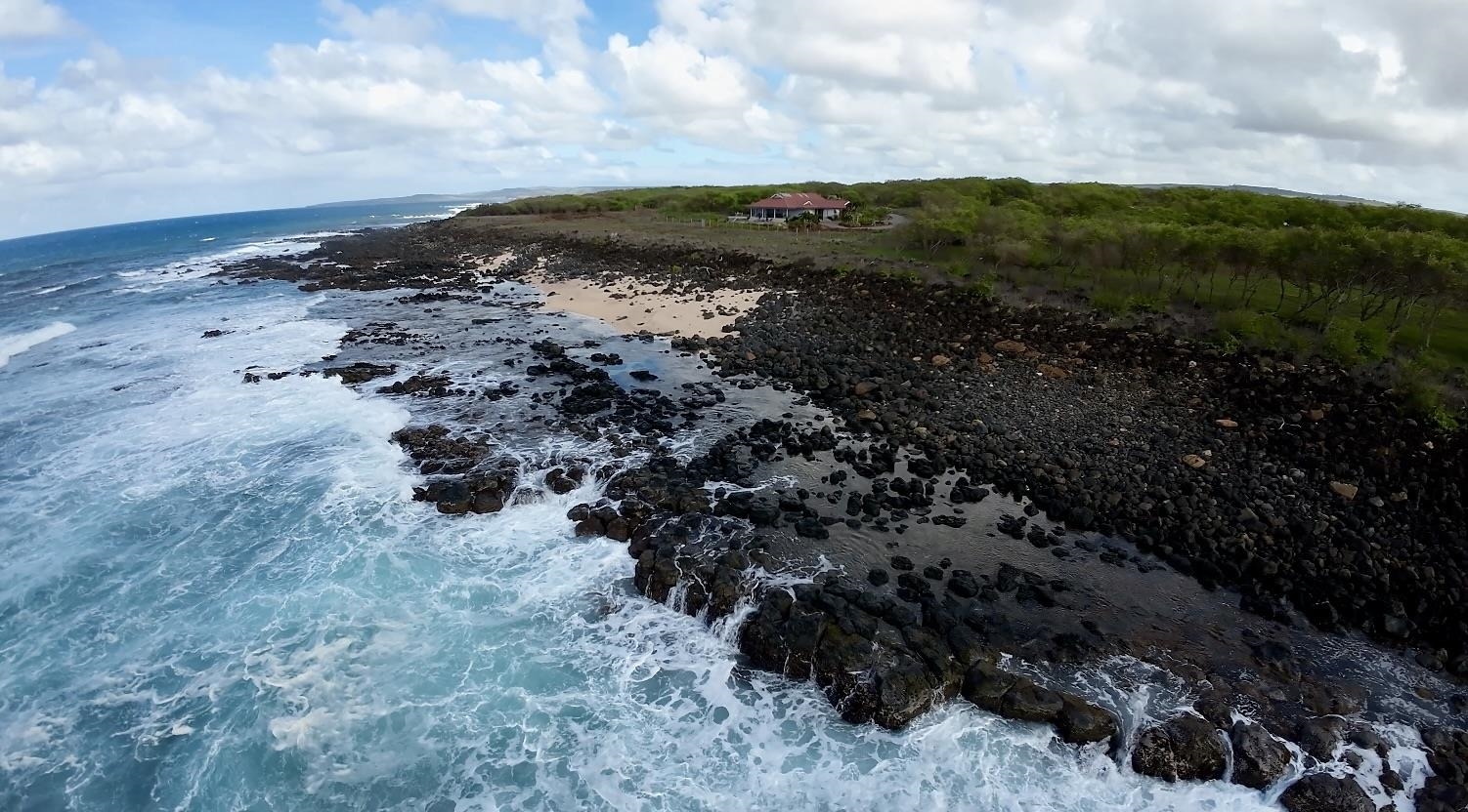 4670  Pohakuloa Rd , Molokai home - photo 5 of 45