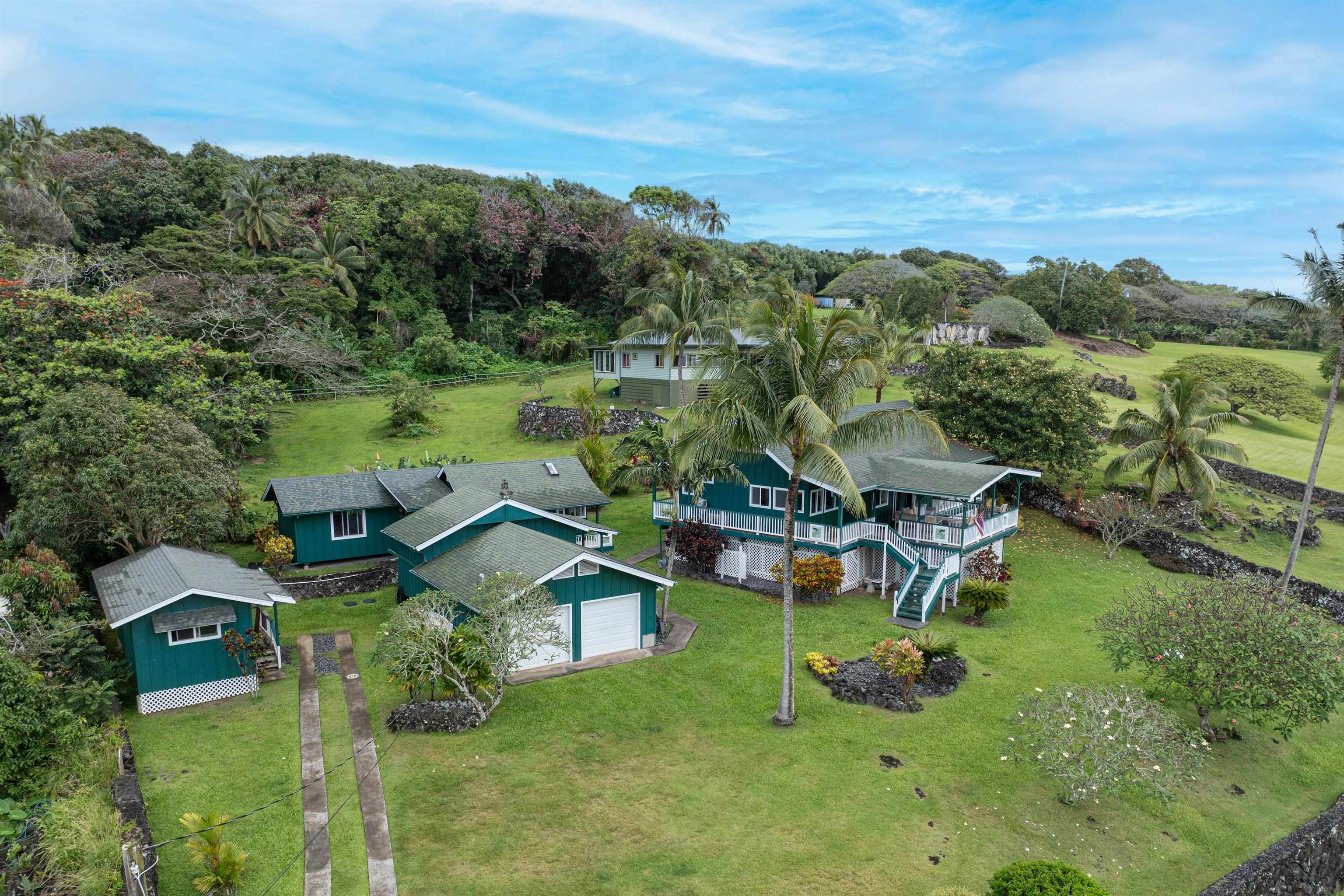 46703  Hana Hwy Hana / Puuiki, Hana home - photo 2 of 36