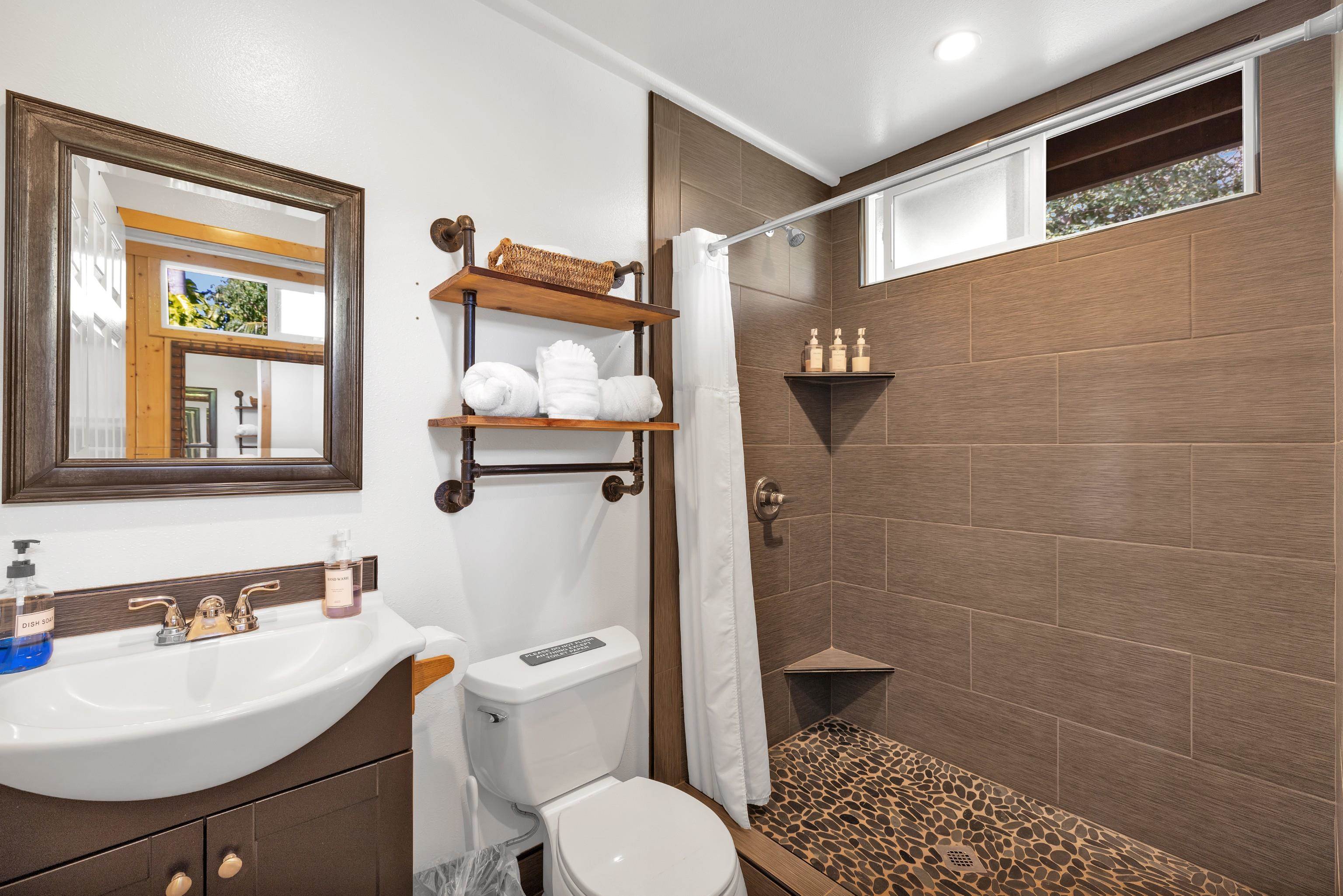 4685  Uakea Rd , Hana home - photo 10 of 50