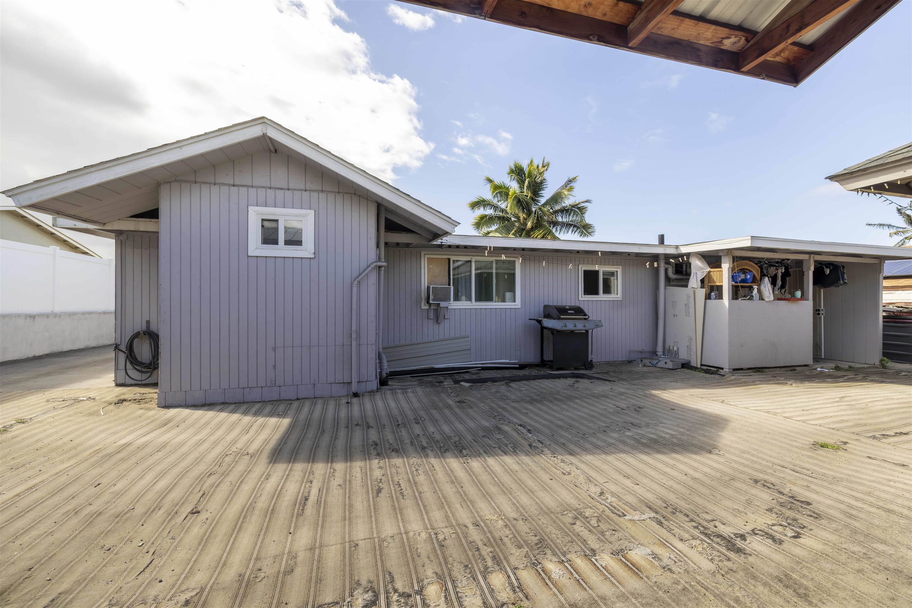 469  Aleo Pl , Kahului home - photo 2 of 21