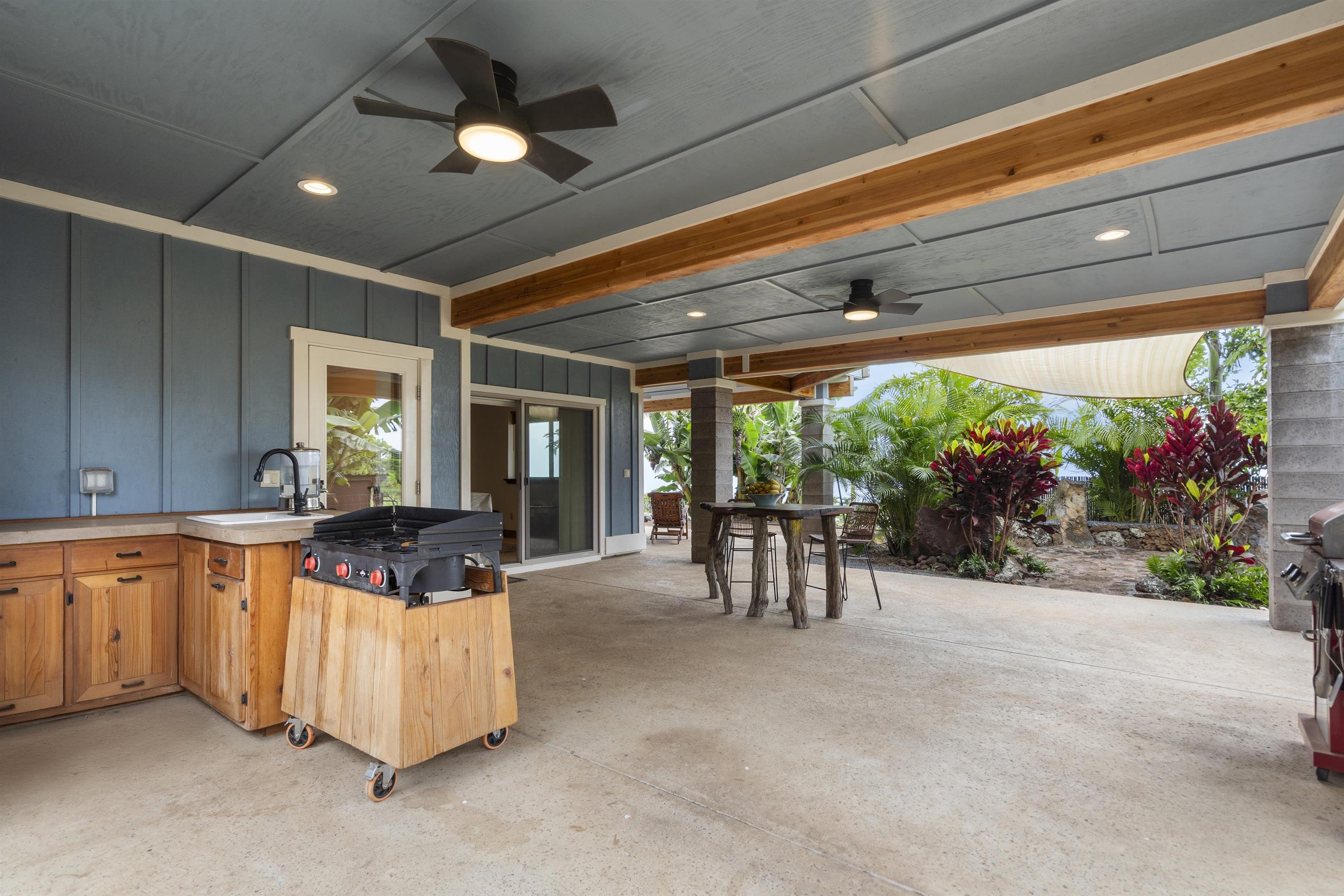 4696  Kula Hwy , Kula/Ulupalakua/Kanaio home - photo 38 of 49
