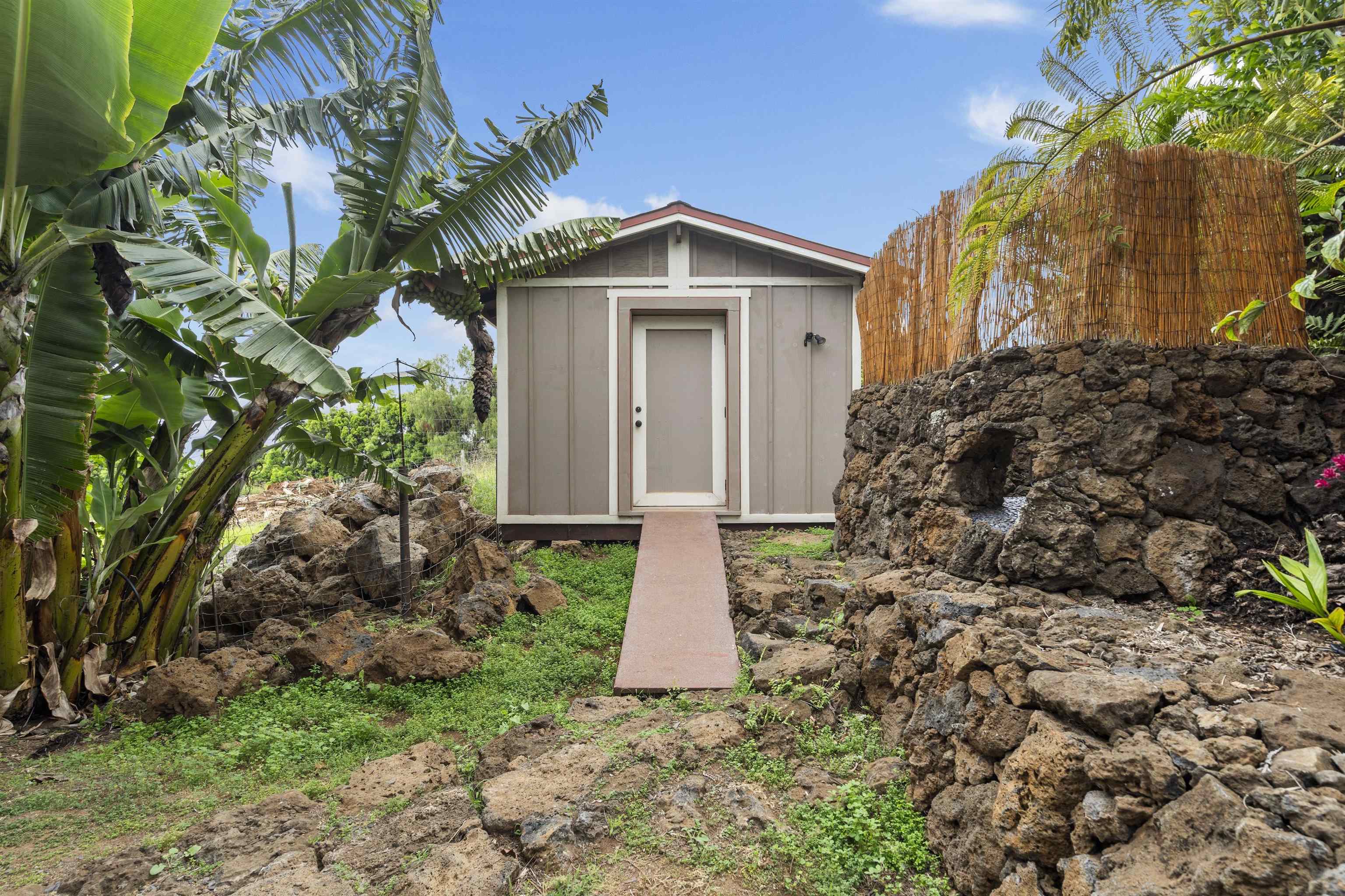 4696  Kula Hwy , Kula/Ulupalakua/Kanaio home - photo 45 of 49