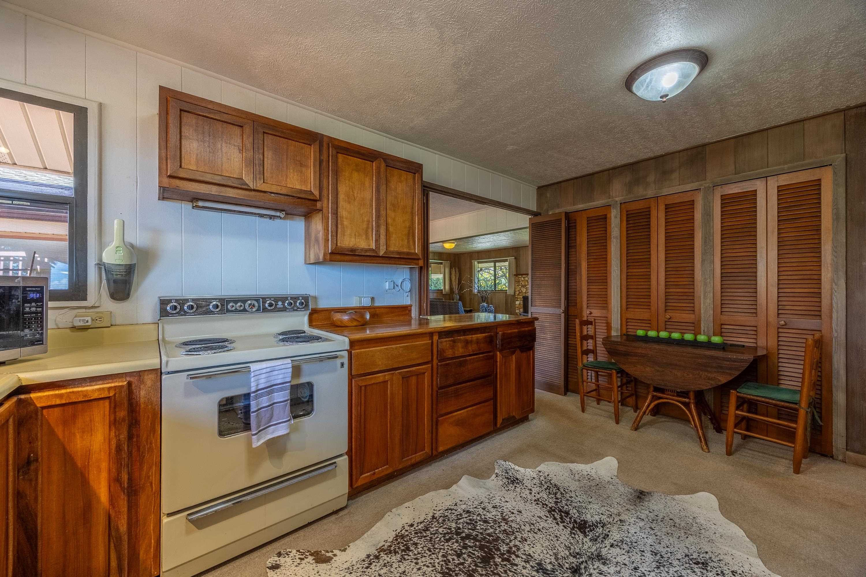 47  Ka Dr , Kula/Ulupalakua/Kanaio home - photo 13 of 50