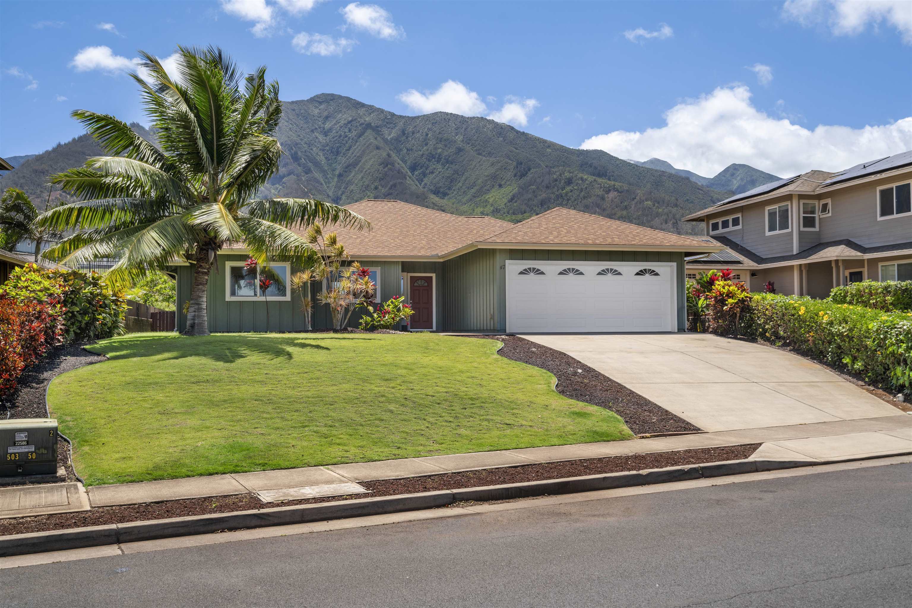 47  Moolu St , Wailuku home - photo 32 of 41
