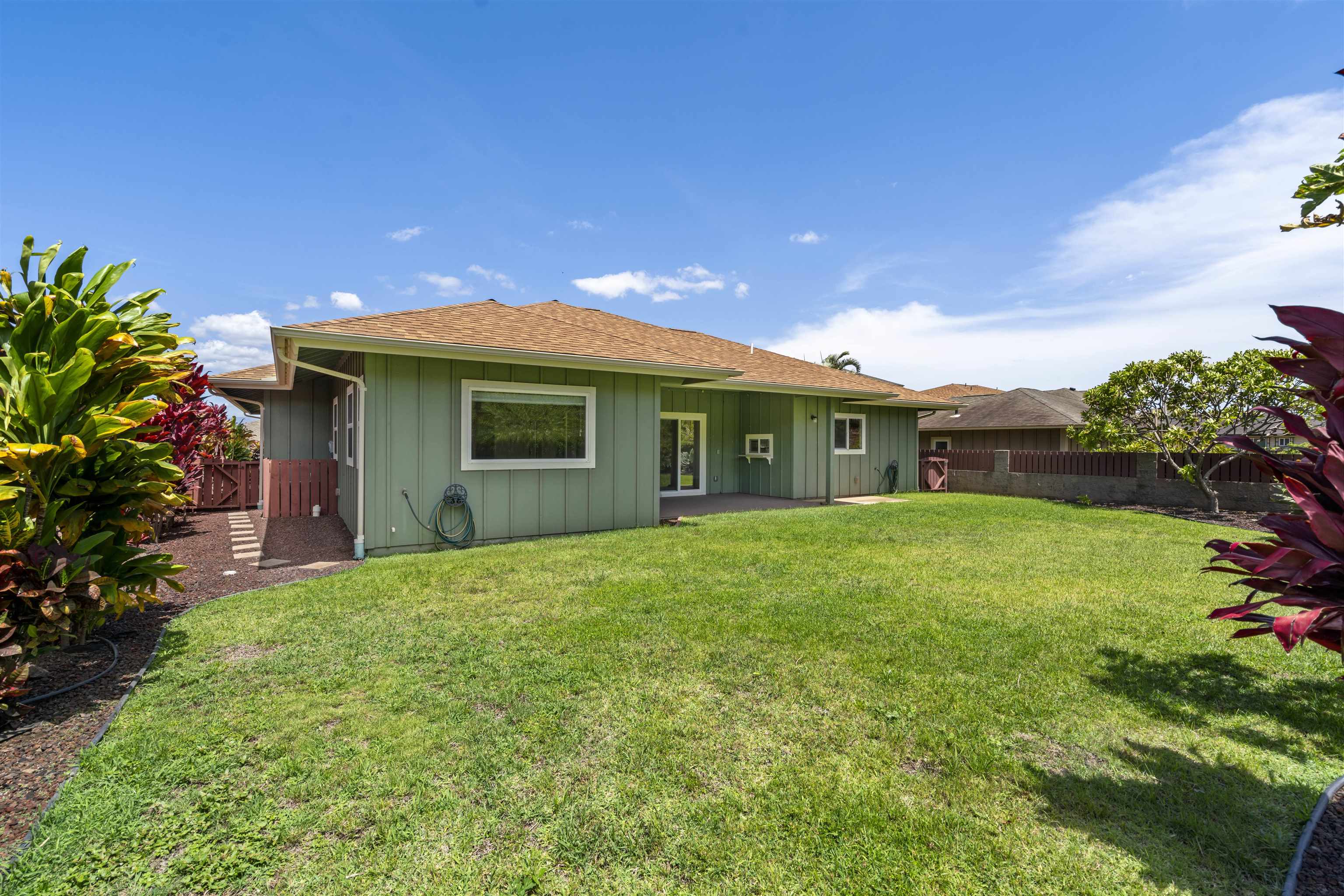 47  Moolu St , Wailuku home - photo 37 of 41