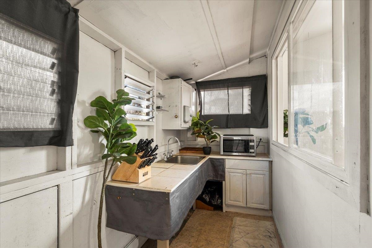 47  Nano St , Kahului home - photo 17 of 29