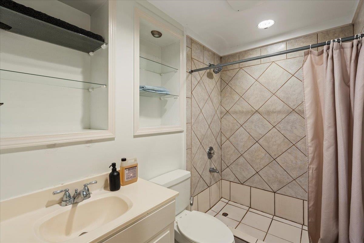 47  Nano St , Kahului home - photo 10 of 29