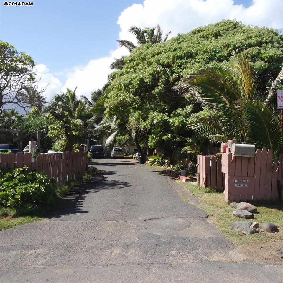 471  Kanai Pl Pakukalo, Wailuku home - photo 2 of 19